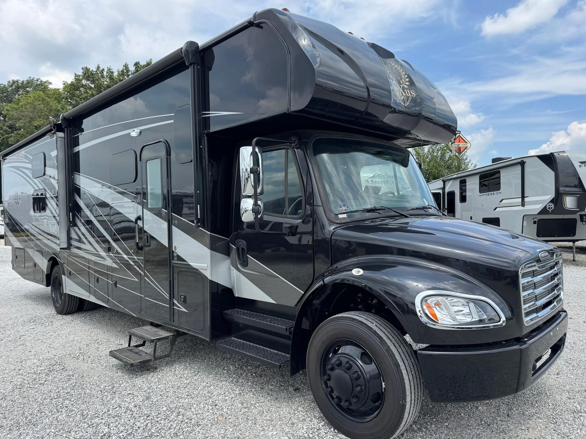 2027 Nexus RV Wraith 35F