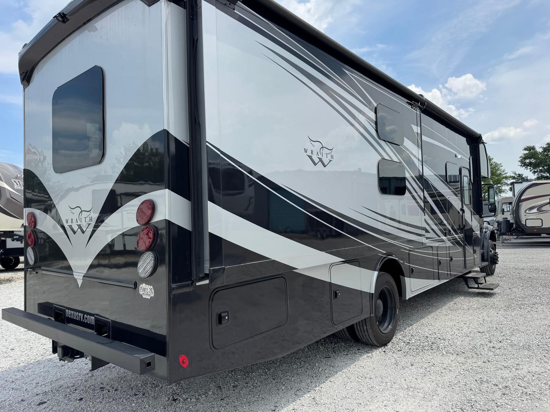 2027 Nexus RV 2027 Nexus RV Wraith - thumbnail 4
