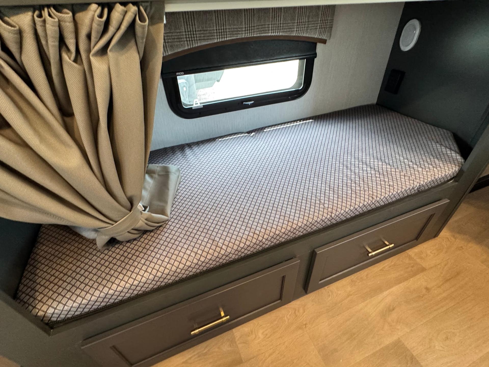 2027 Nexus RV 2027 Nexus RV Wraith - thumbnail 35