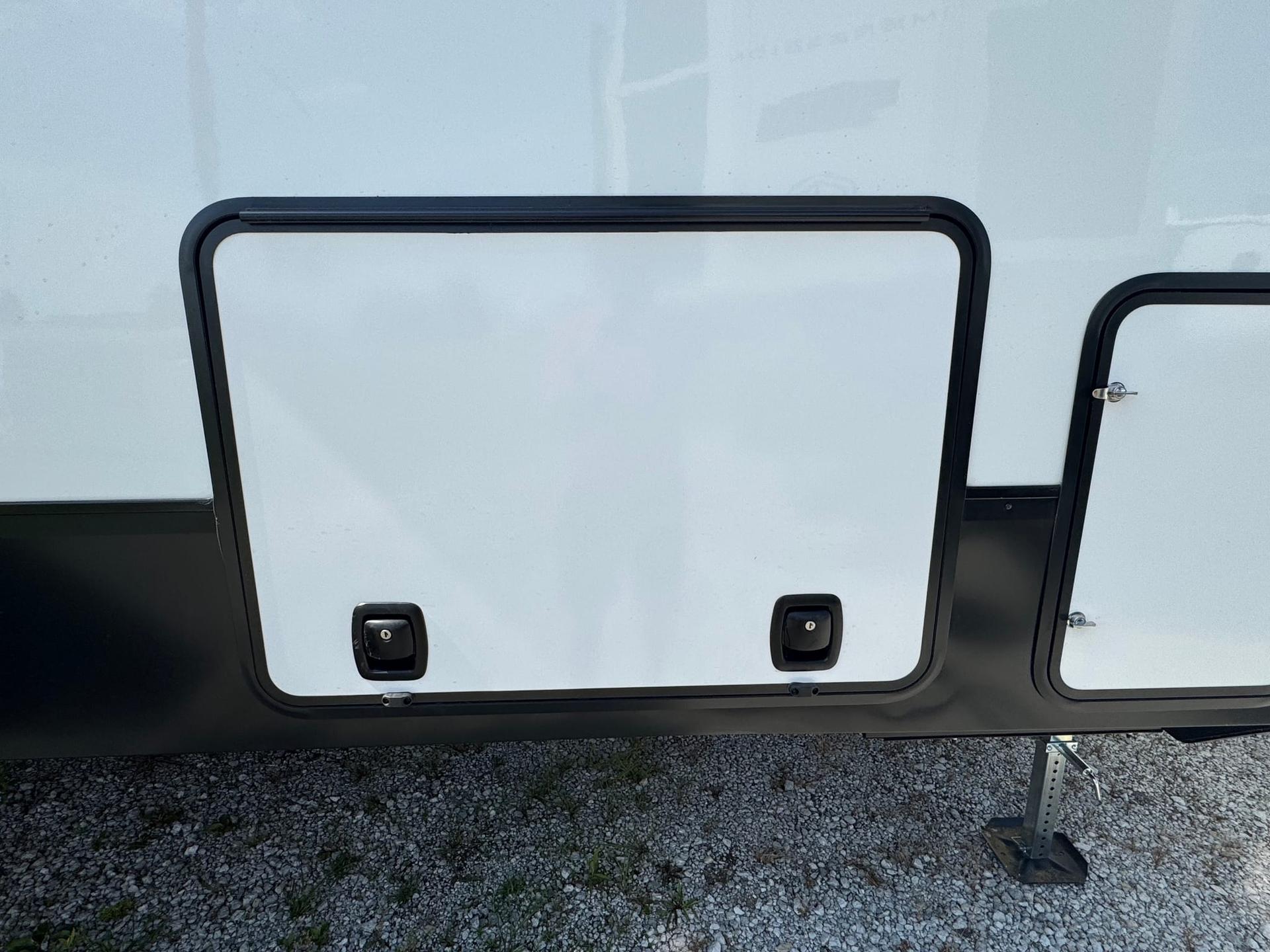 2027 Venture RV 2027 Venture RV SportTrek - thumbnail 18