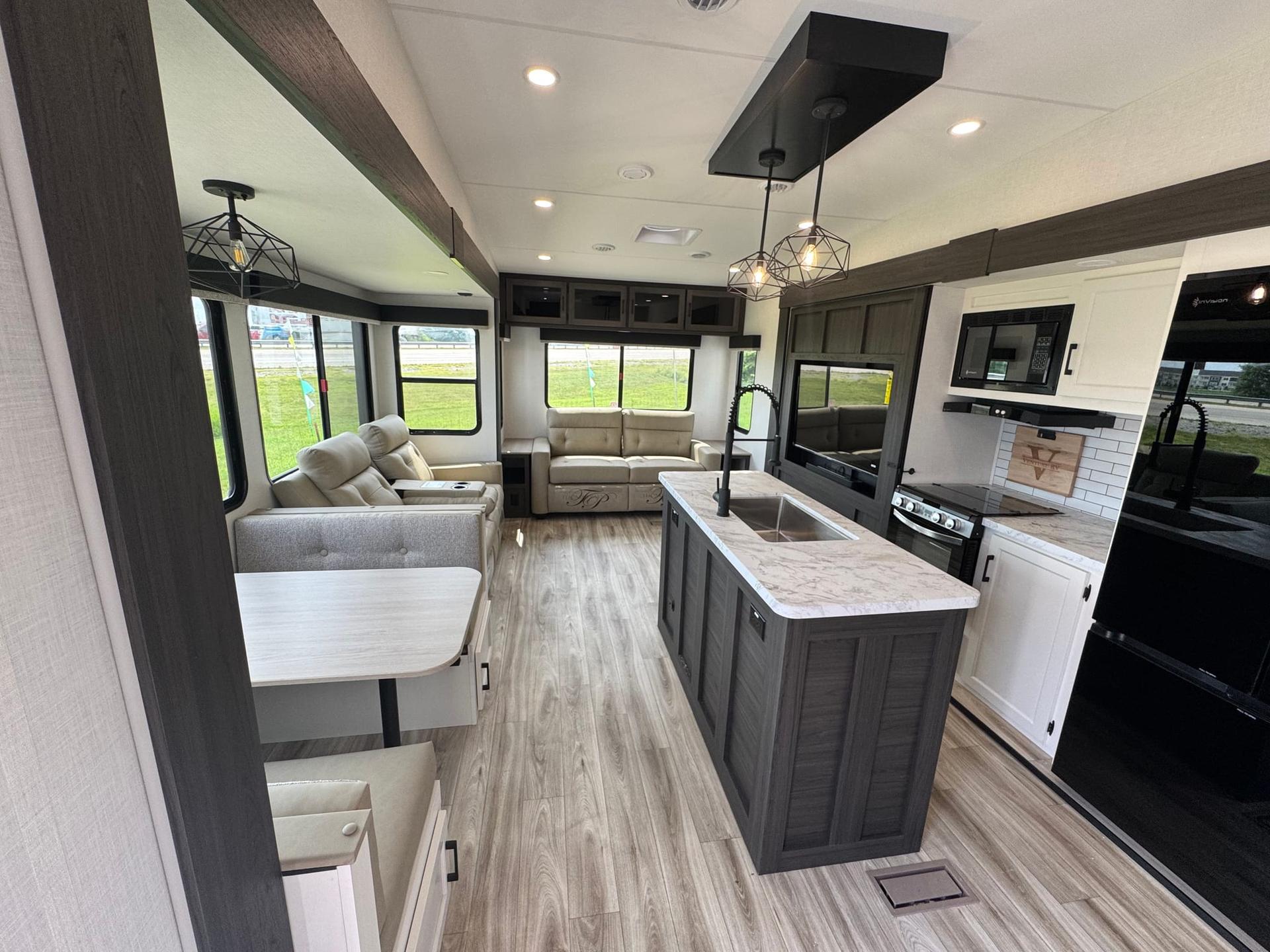 2027 Venture RV 2027 Venture RV SportTrek - thumbnail 21