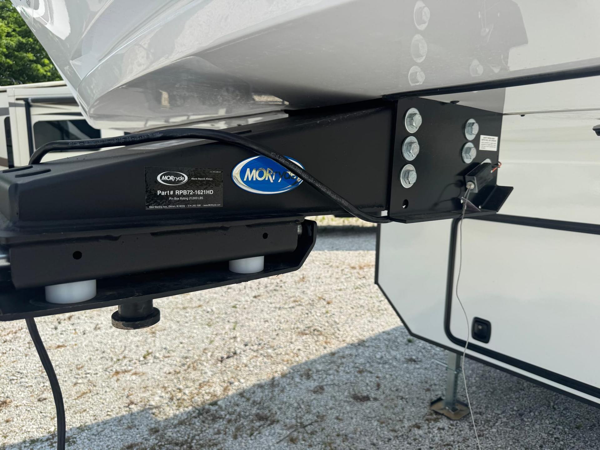 2027 Venture RV 2027 Venture RV SportTrek - thumbnail 18