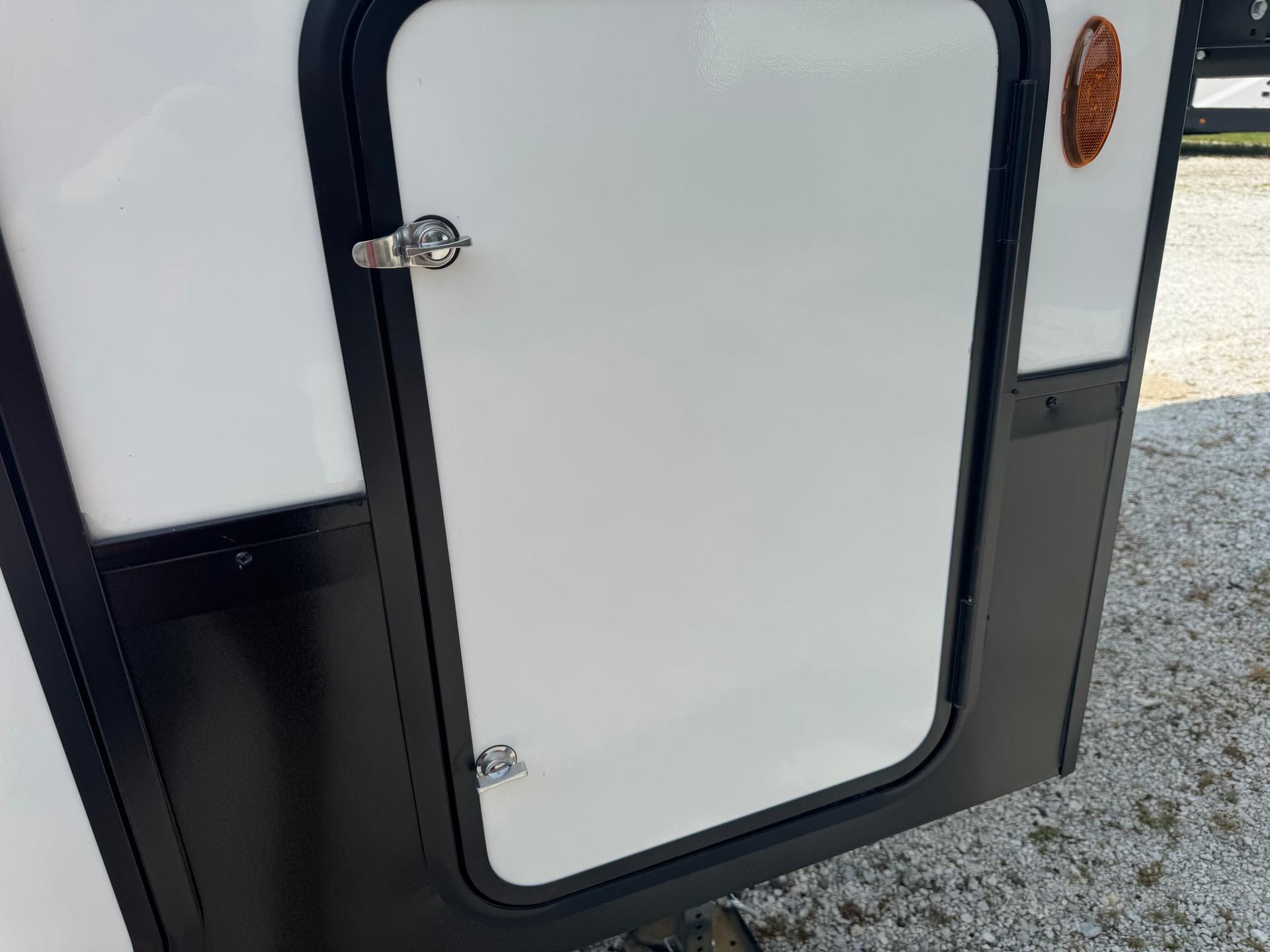 2027 Venture RV 2027 Venture RV SportTrek - thumbnail 20