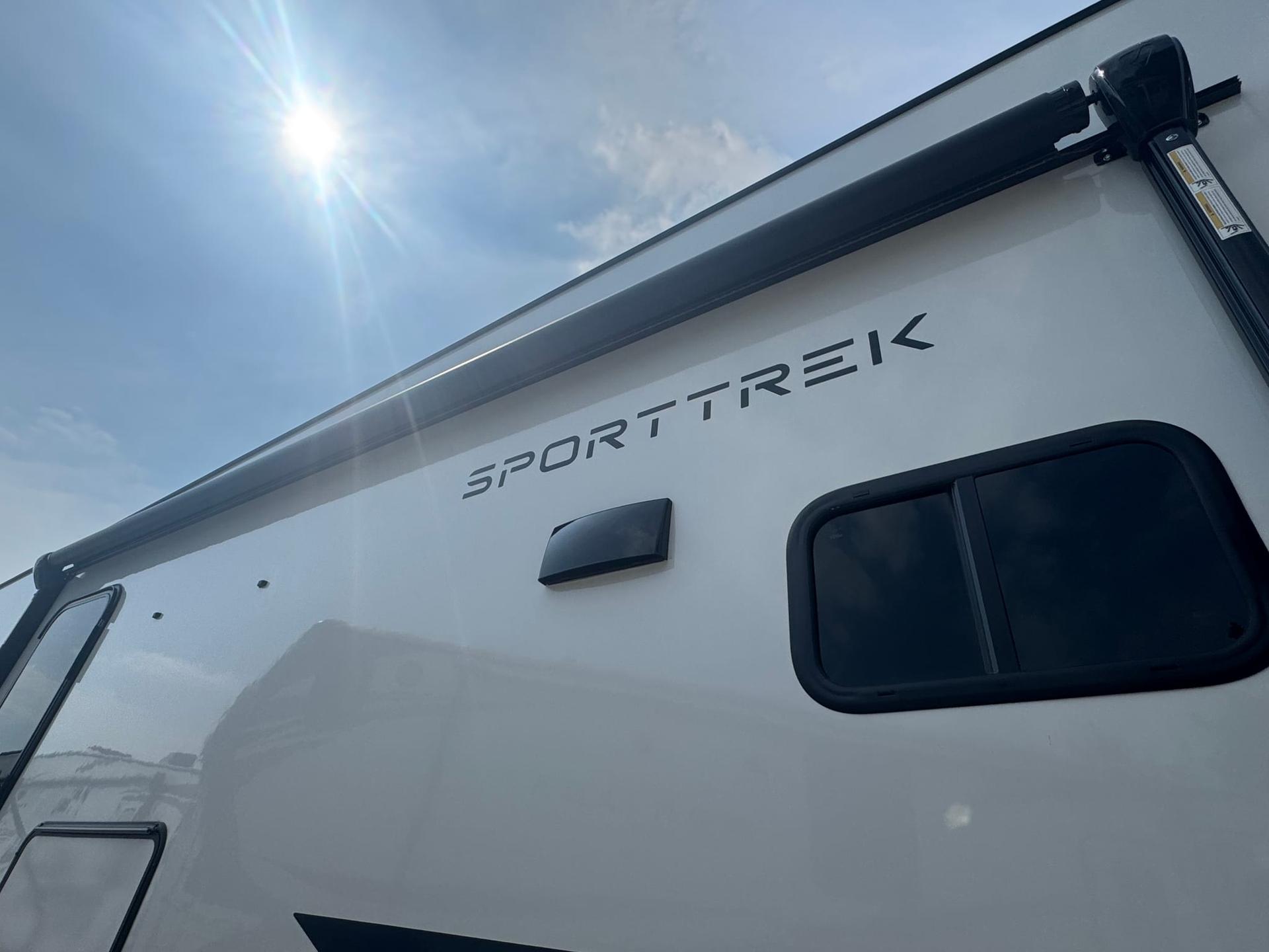2027 Venture RV 2027 Venture RV SportTrek - thumbnail 26