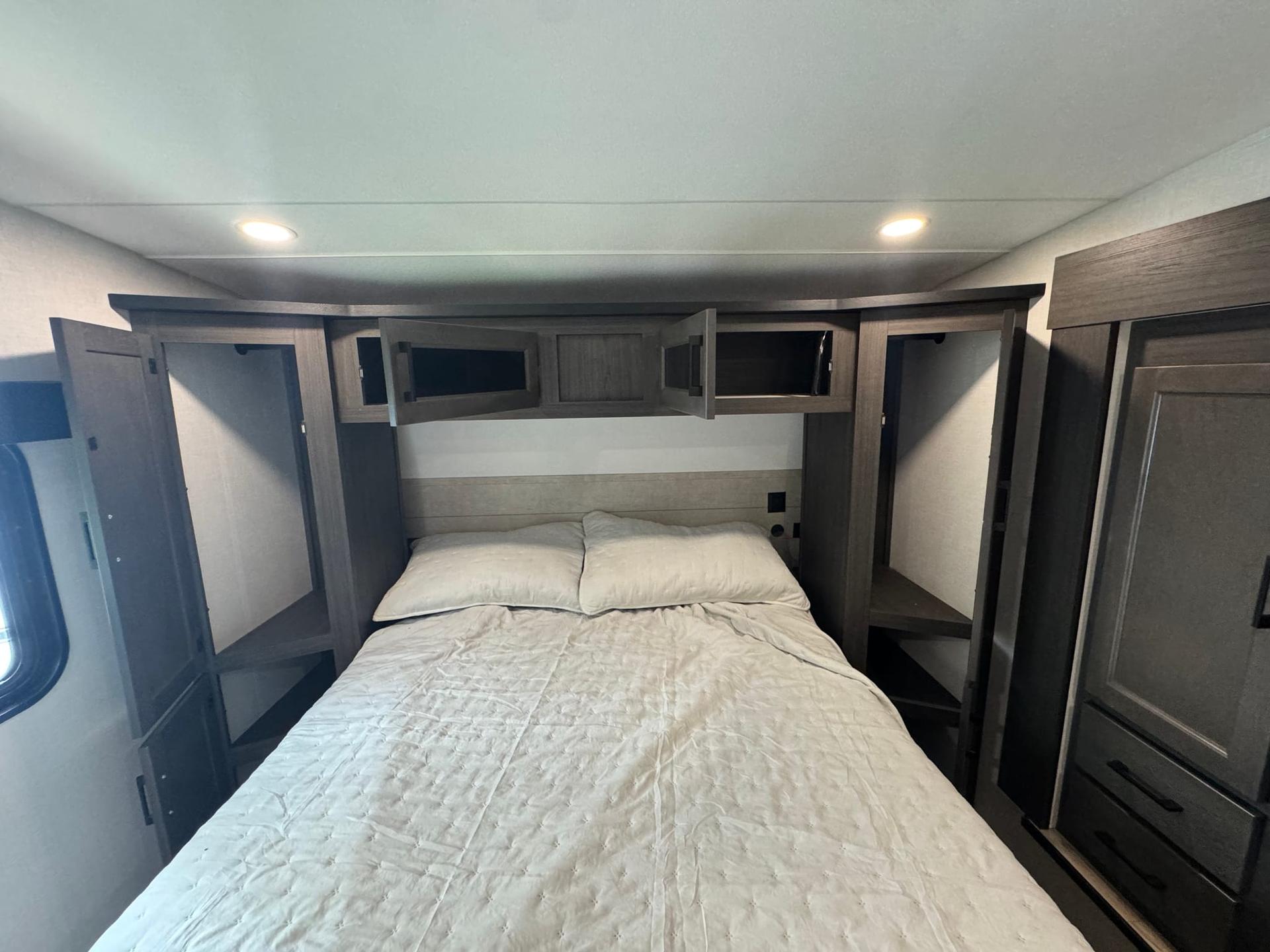 2027 Venture RV 2027 Venture RV SportTrek - thumbnail 68