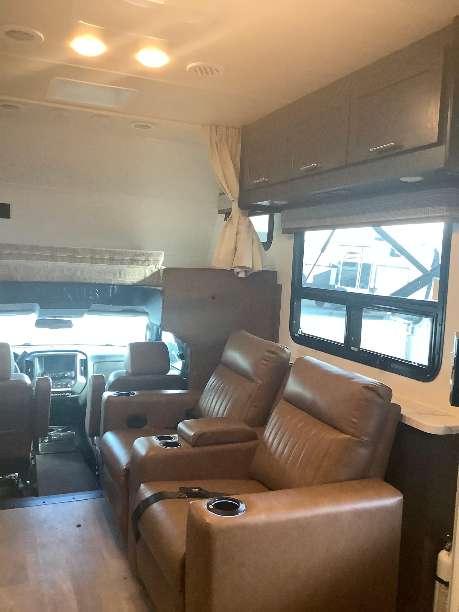 2027 Nexus RV 2027 Nexus RV Rebel Air - thumbnail 17