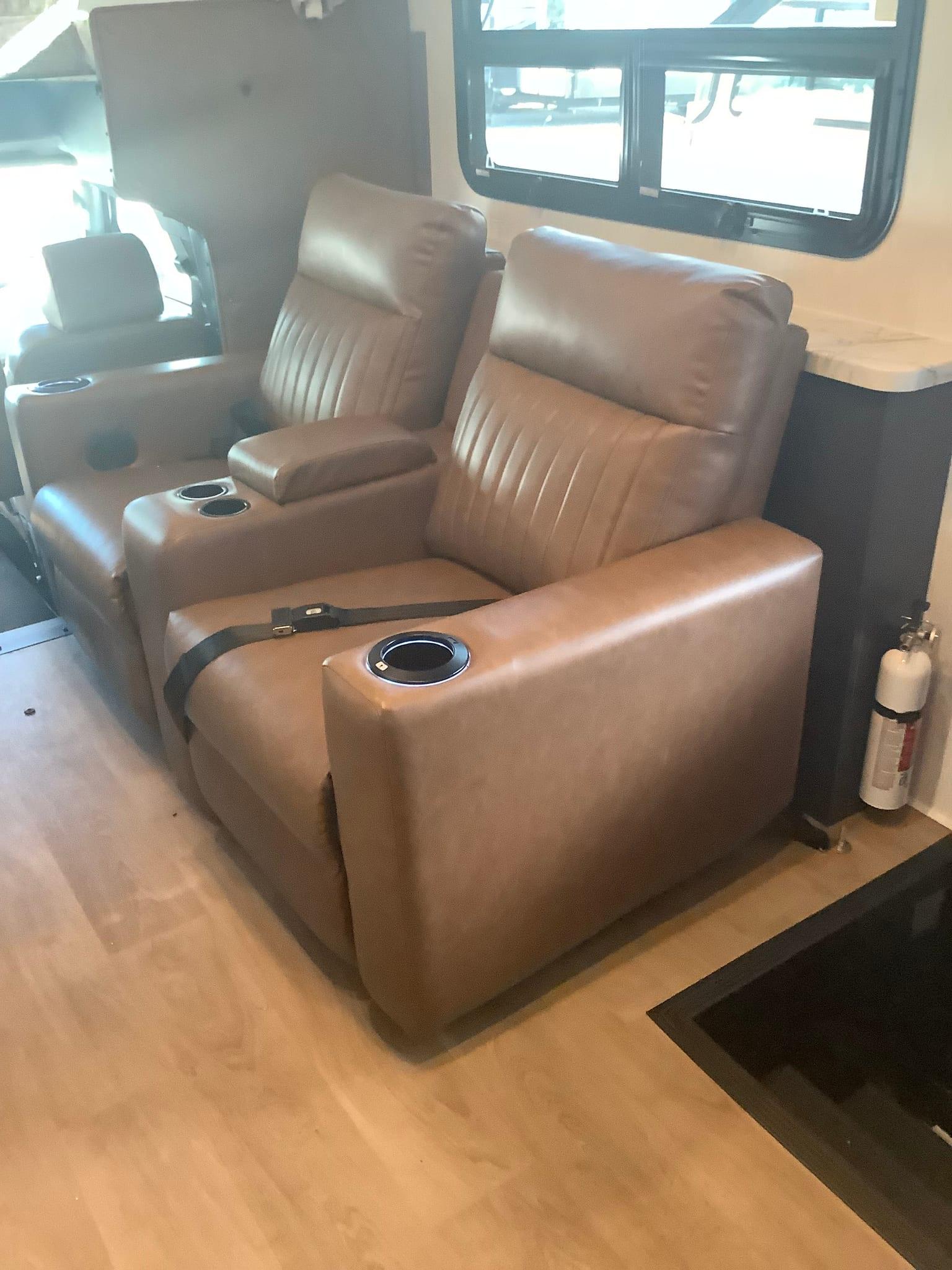 2027 Nexus RV 2027 Nexus RV Rebel Air - thumbnail 37