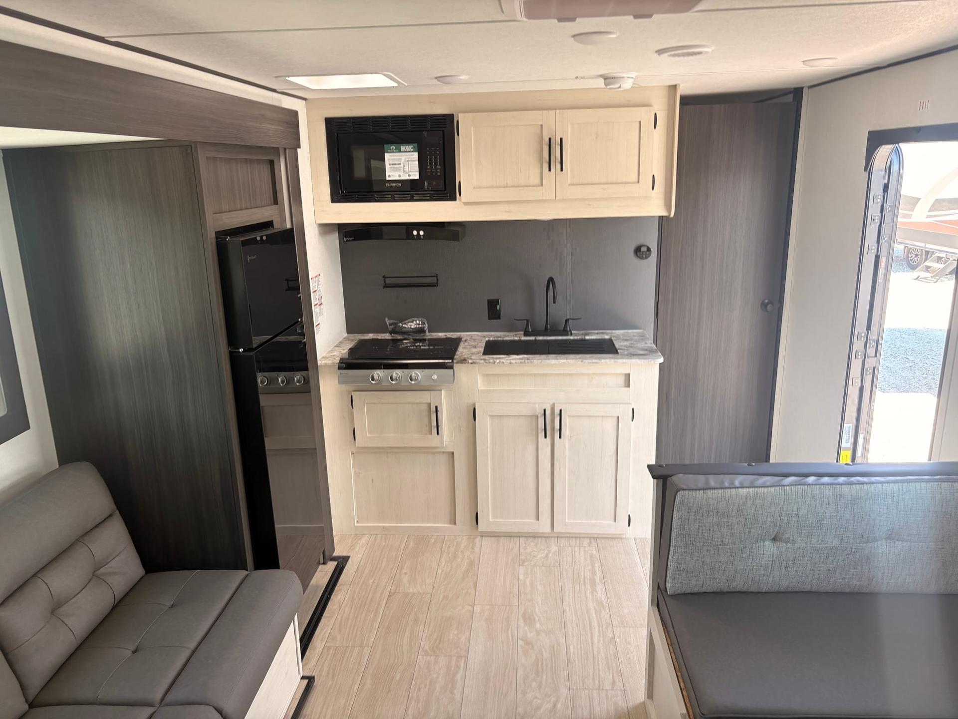 2027 Coachmen 2027 Coachmen Shasta i-5 Edition - thumbnail 28