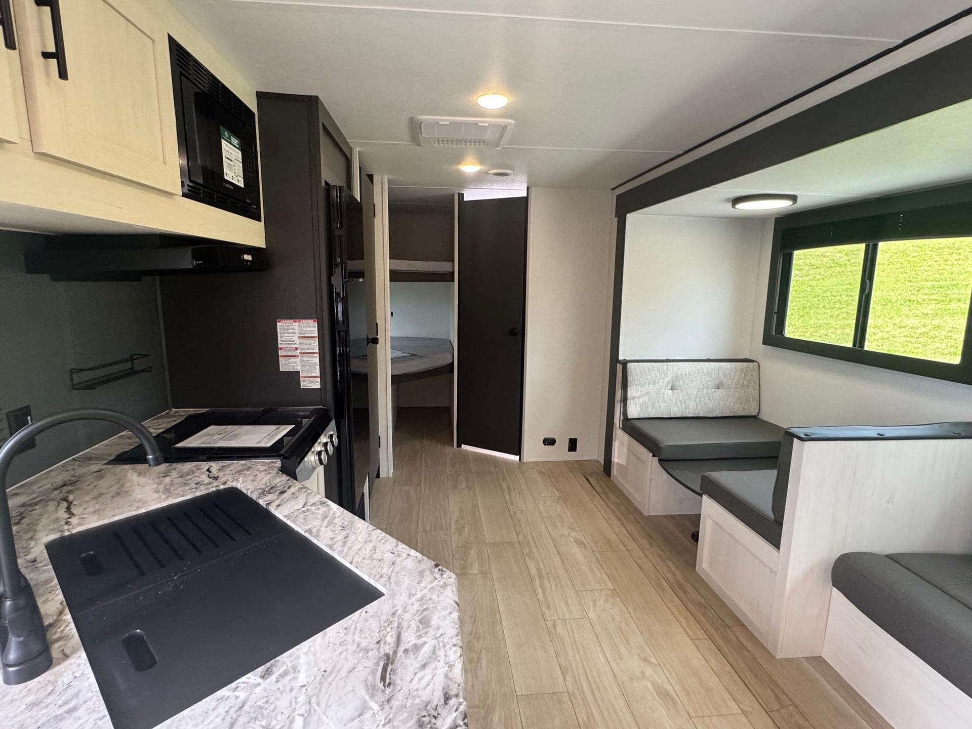 2027 Coachmen 2027 Coachmen Shasta i-5 Edition - thumbnail 36