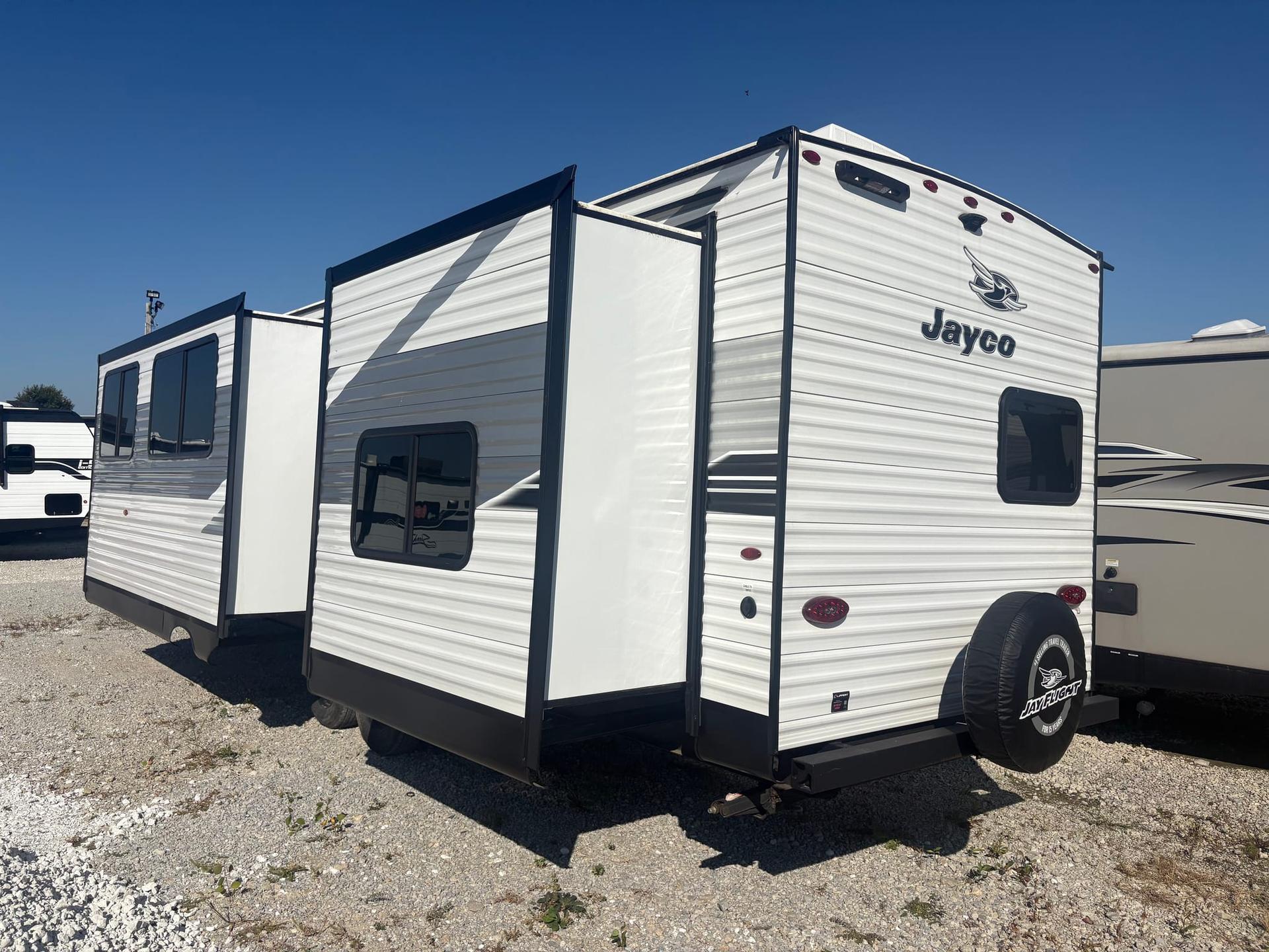 2025 Jayco 2025 Jayco Jay Flight SLX - thumbnail 3