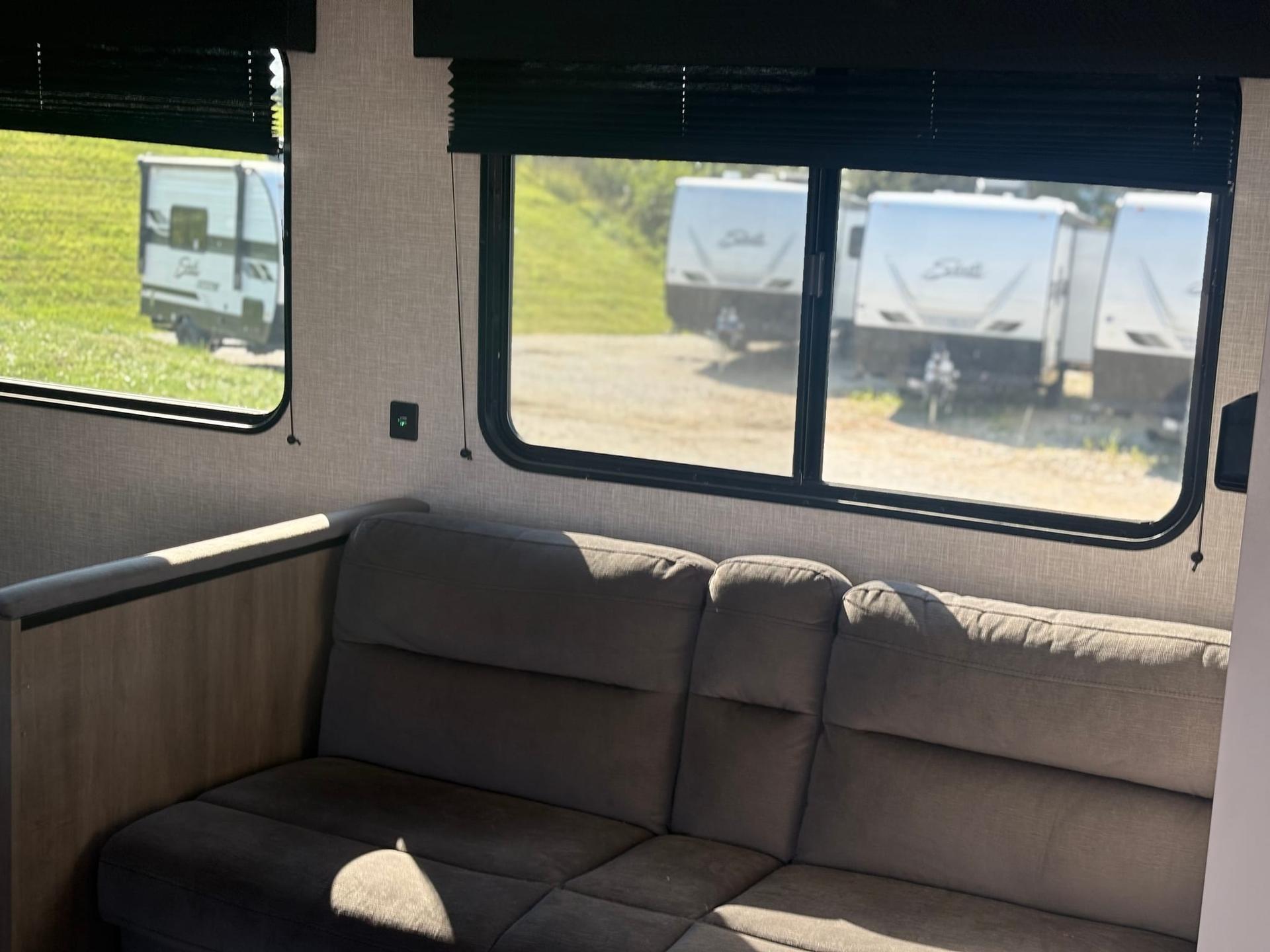 2025 Jayco 2025 Jayco Jay Flight SLX - thumbnail 7