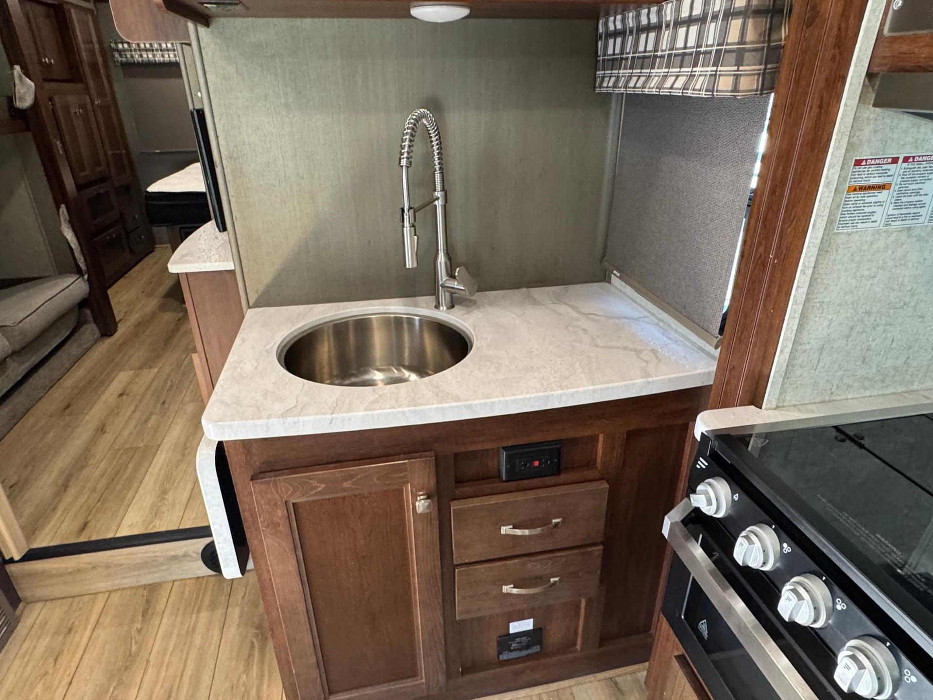 2020 Forest River 2020 Forest River Sunseeker - thumbnail 29