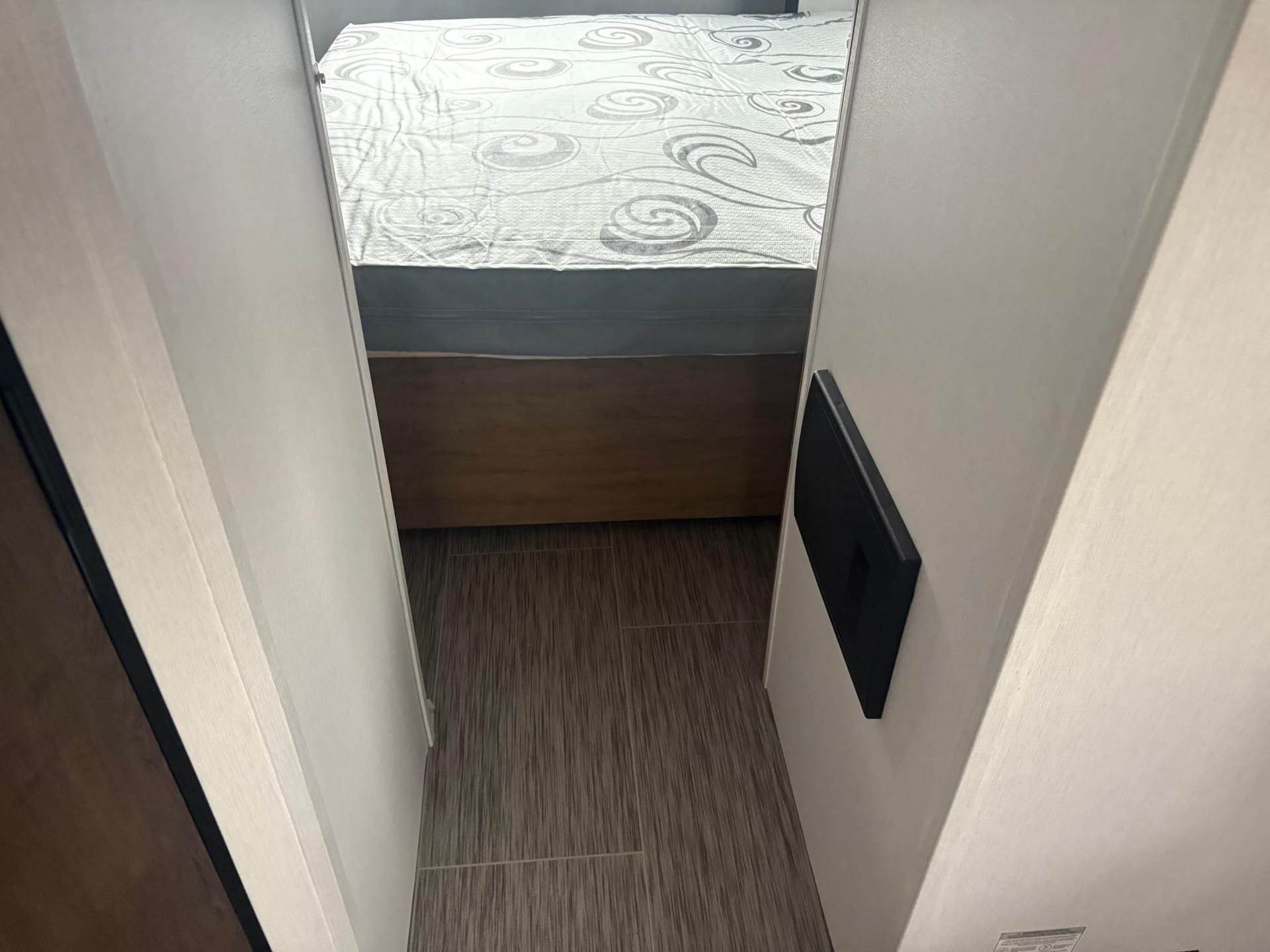 2024 Coachmen 2024 Coachmen Freedom Express Ultra Lite - thumbnail 23