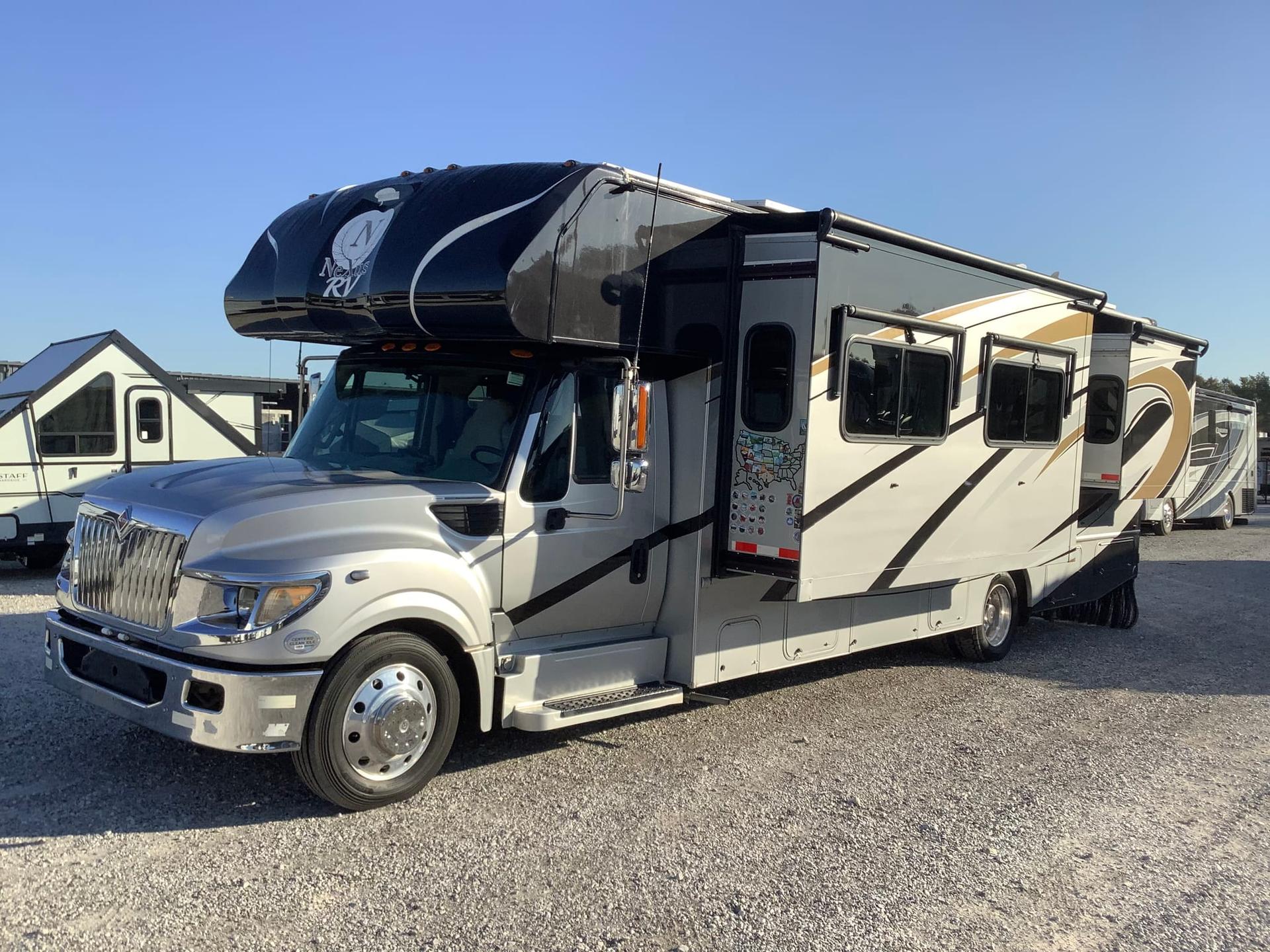 2016 NeXus RV 2016 NeXus RV Phantom SC - thumbnail 22
