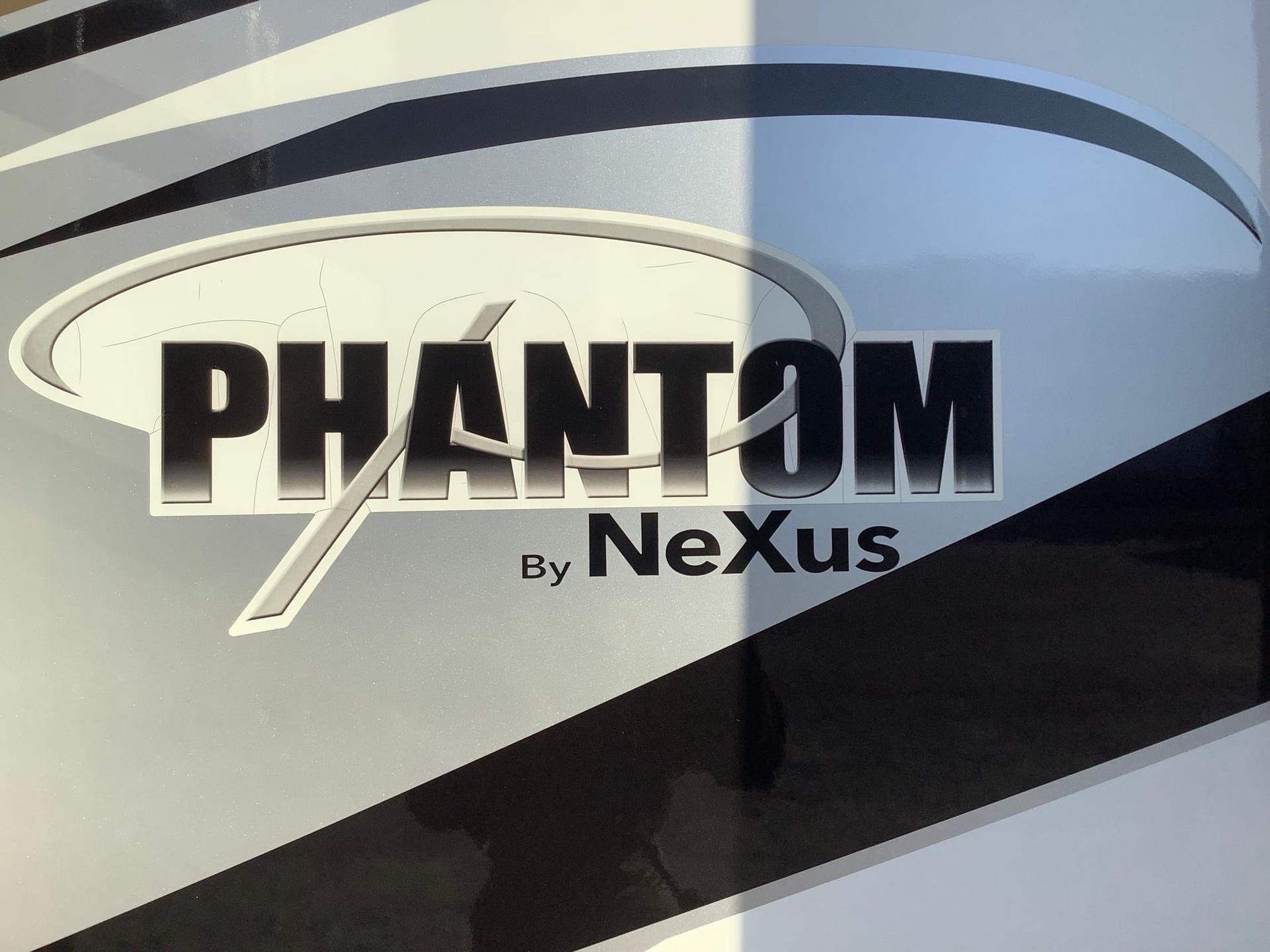 2016 NeXus RV 2016 NeXus RV Phantom SC - thumbnail 23