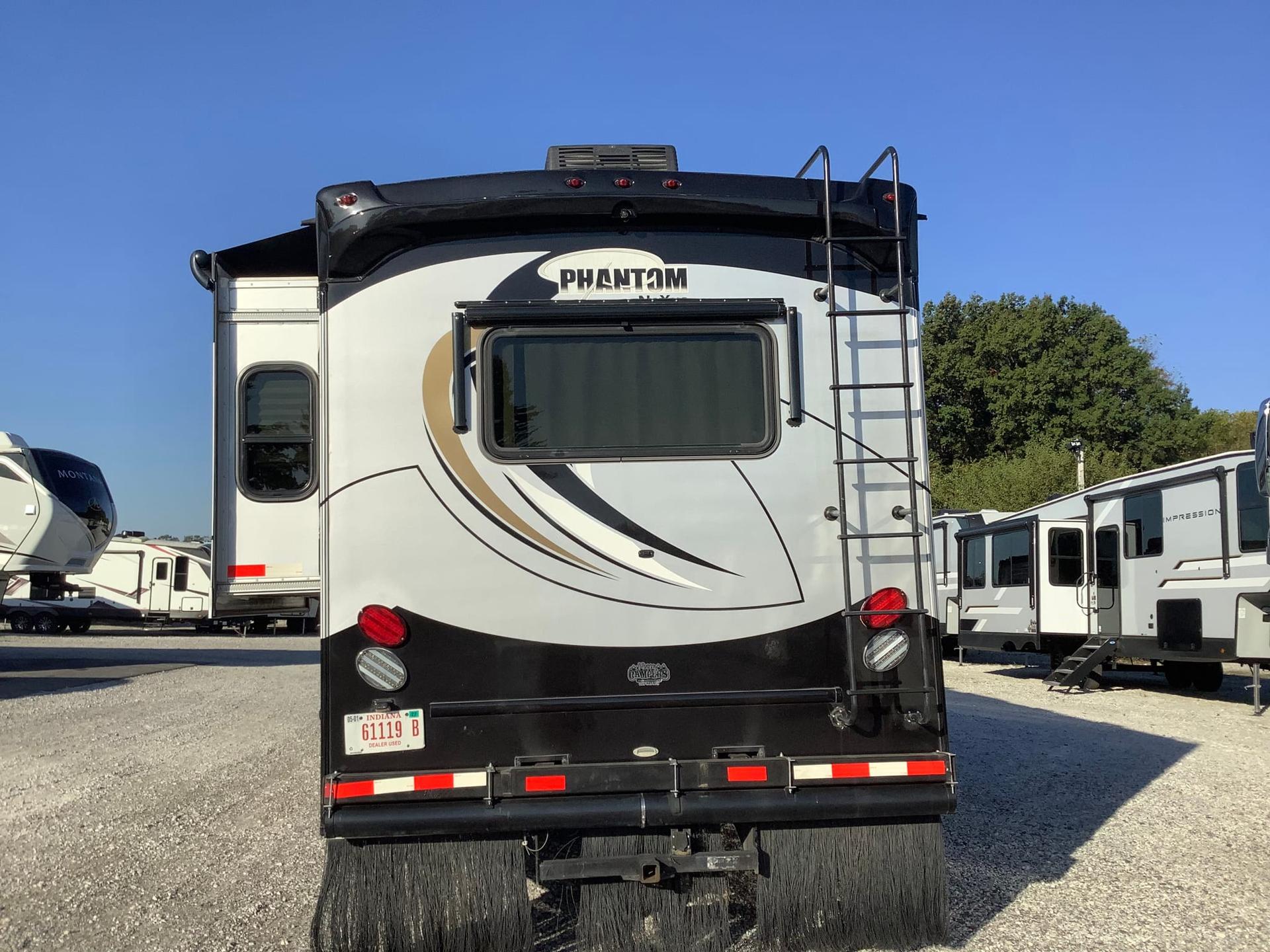 2016 NeXus RV 2016 NeXus RV Phantom SC - thumbnail 26