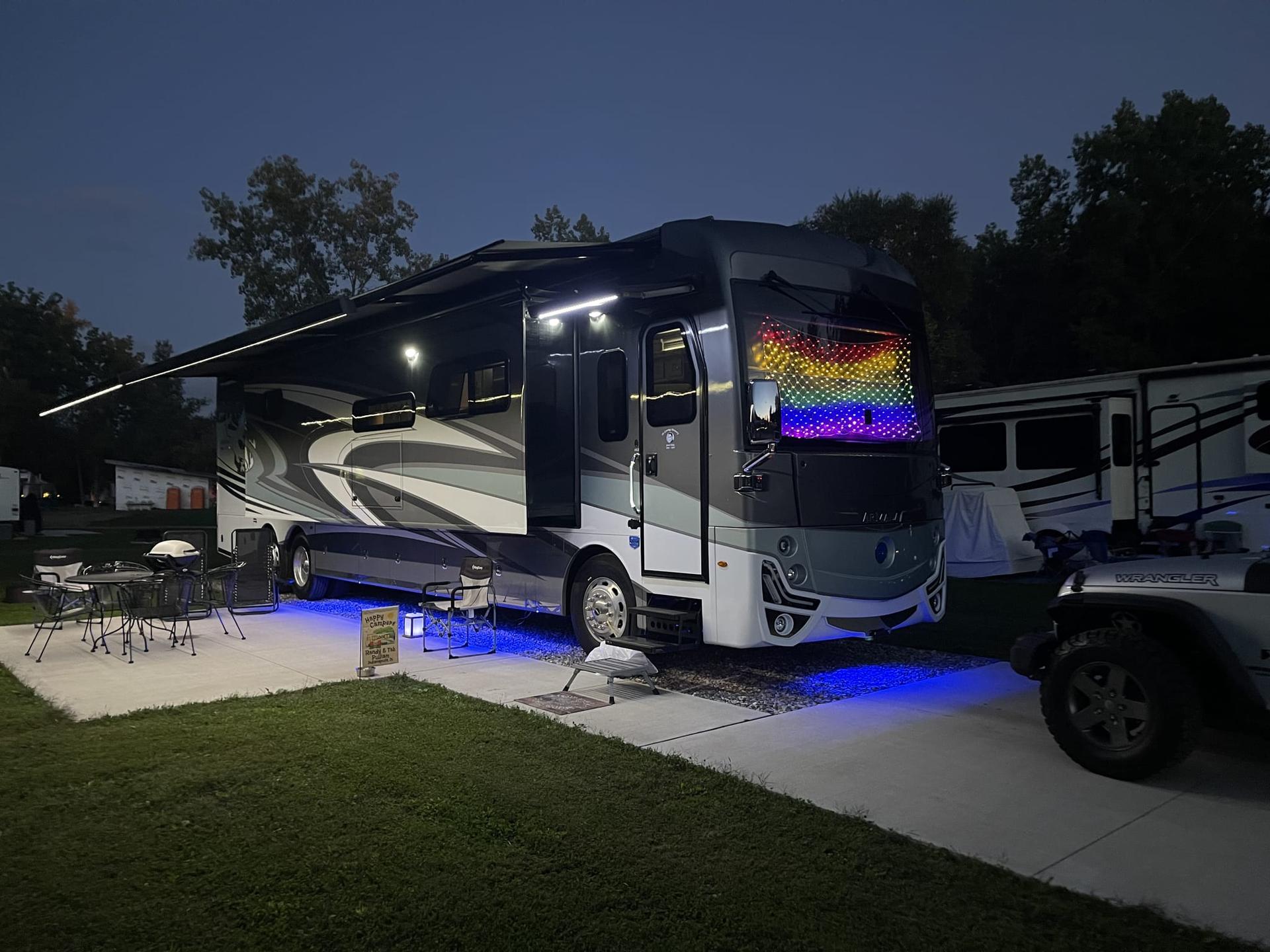 2023 Holiday Rambler Armada 44LE