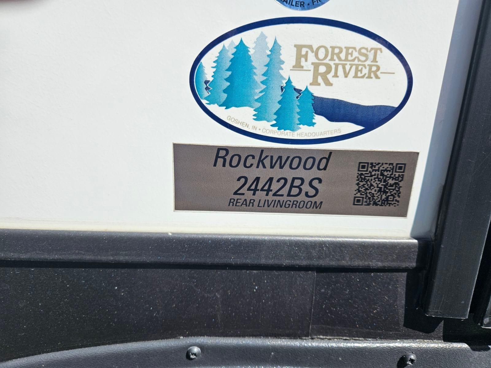 2023 Forest River 2023 Forest River Rockwood Signature - thumbnail 12