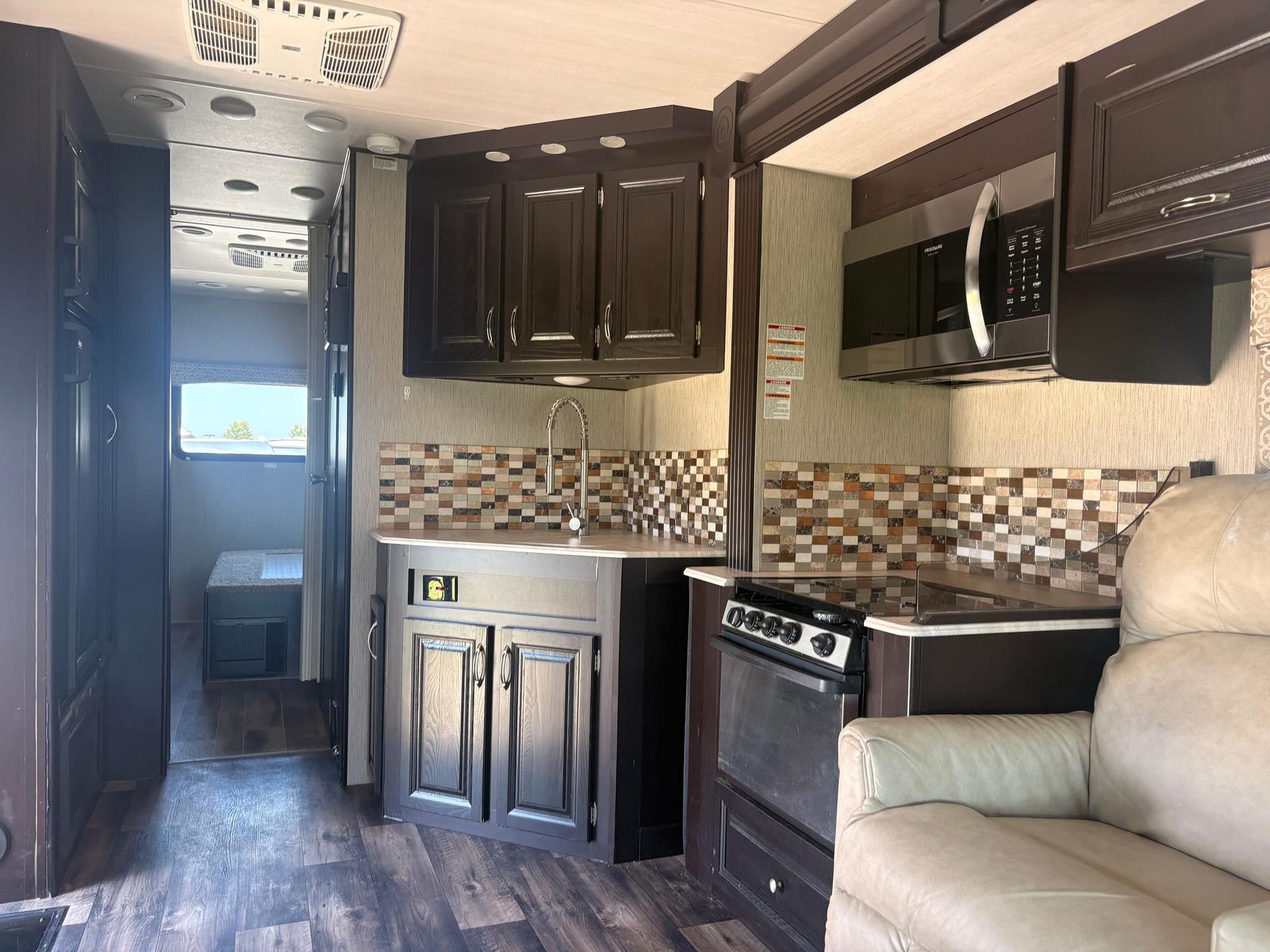 2019 Nexus RV 2019 Nexus RV Wraith - thumbnail 10