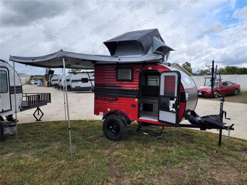 2027 Sunset Park RV Sunray 109