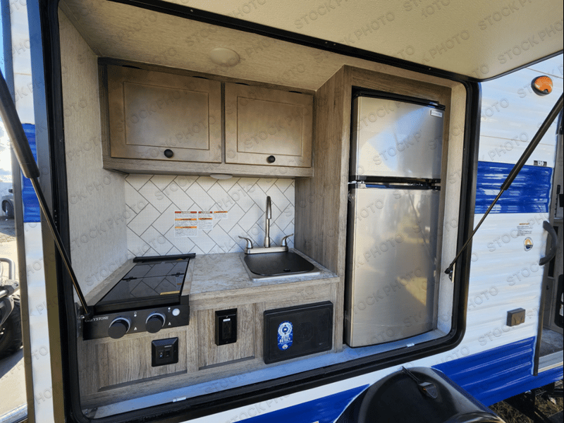 2027 Sunset Park RV 2027 Sunset Park RV Sunray - thumbnail 8