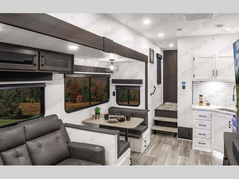 2027 Venture RV 2027 Venture RV SportTrek - thumbnail 5