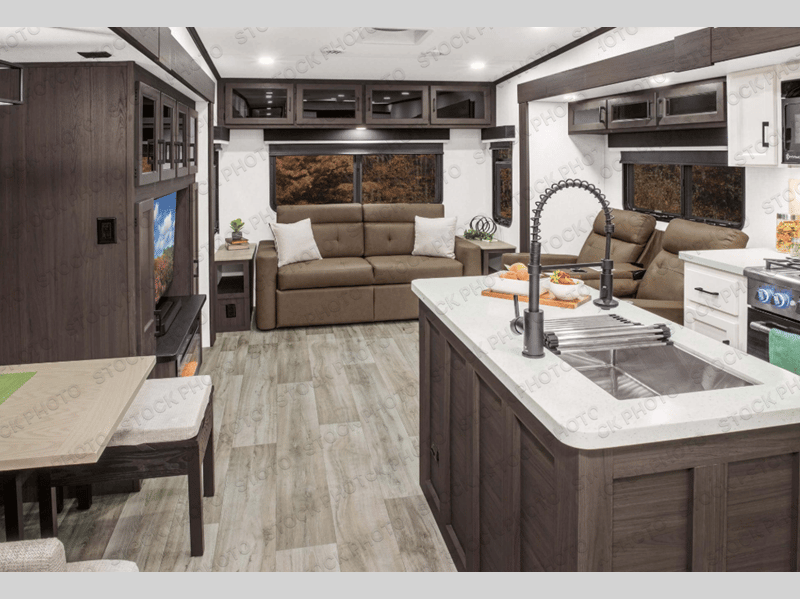 2027 Venture RV 2027 Venture RV SportTrek Touring Edition - thumbnail 4
