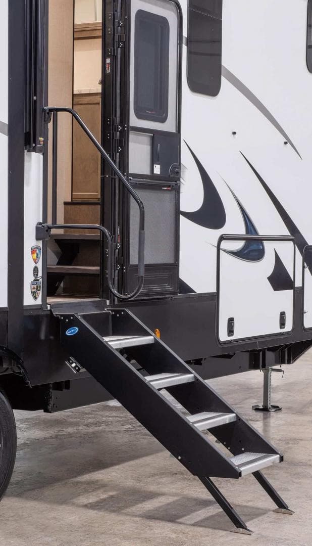 2024 Venture RV 2024 Venture RV Sporttrek 5 Touring Edition - thumbnail 16