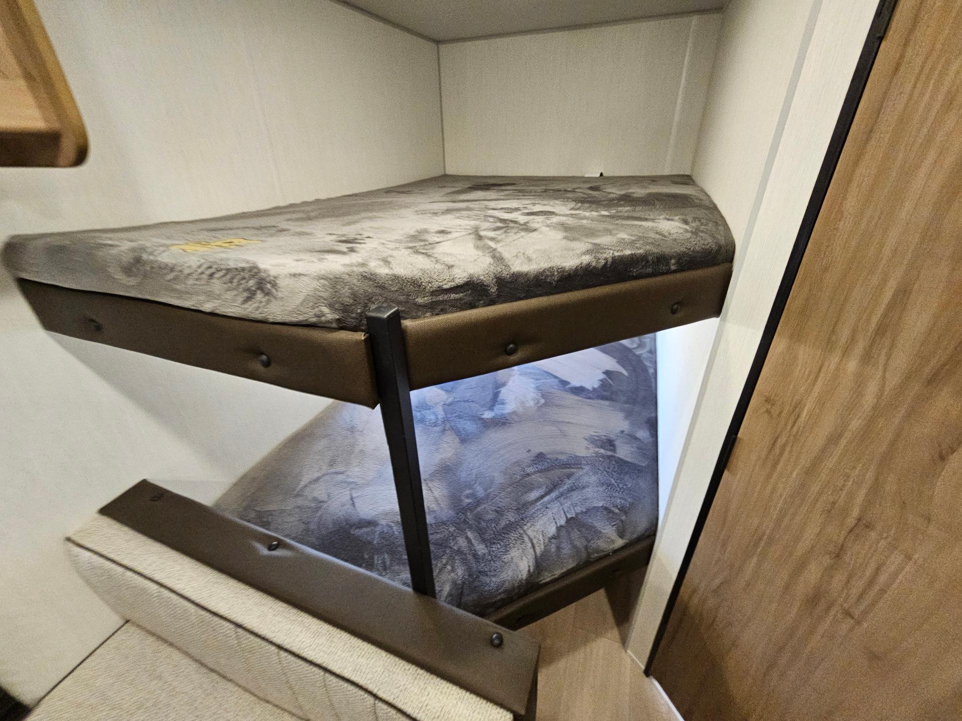 2026 Forest River 2026 Forest River Cherokee Grey Wolf - thumbnail 16