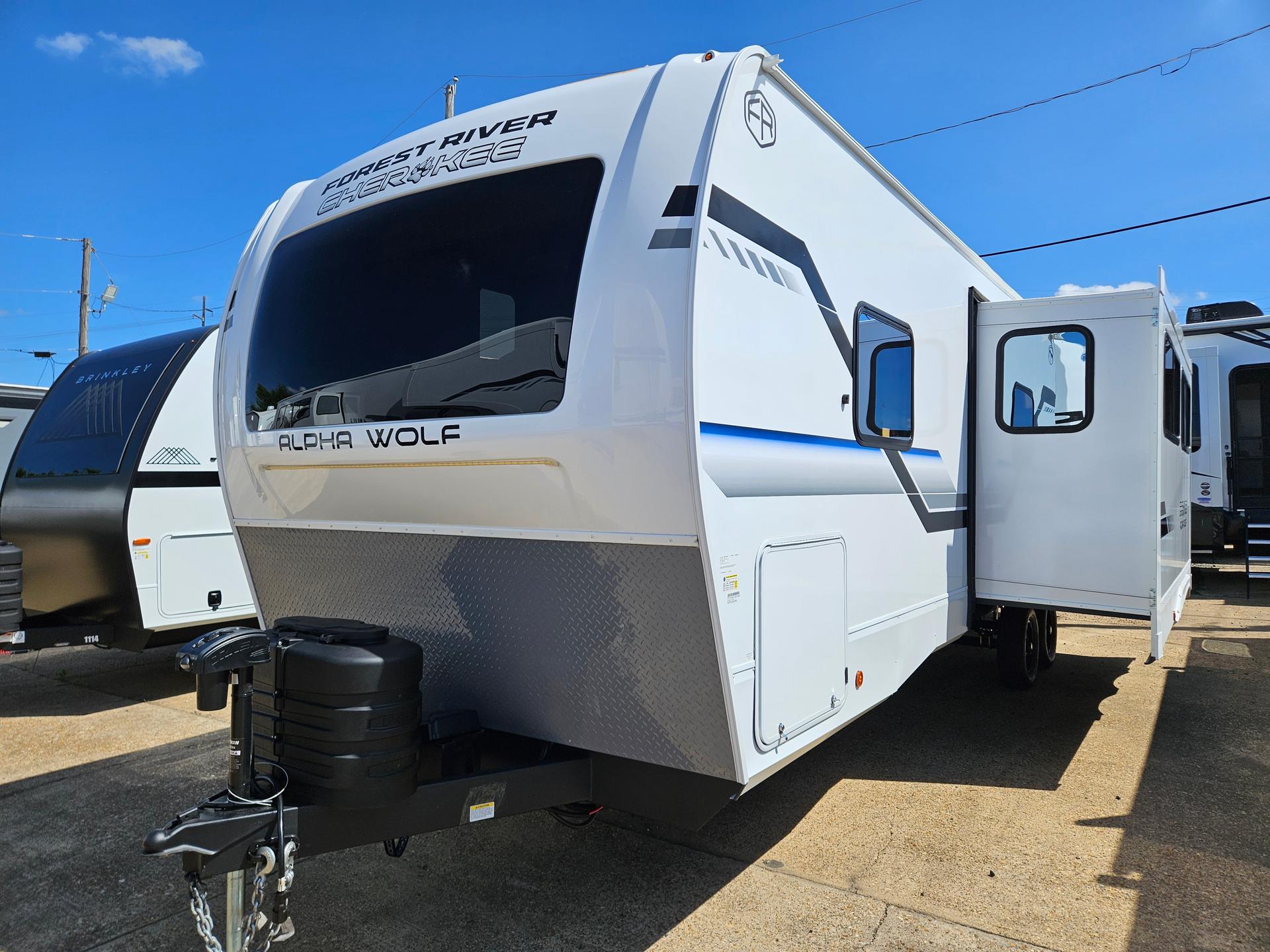 2026 Forest River 2026 Forest River Cherokee Alpha Wolf - thumbnail 3