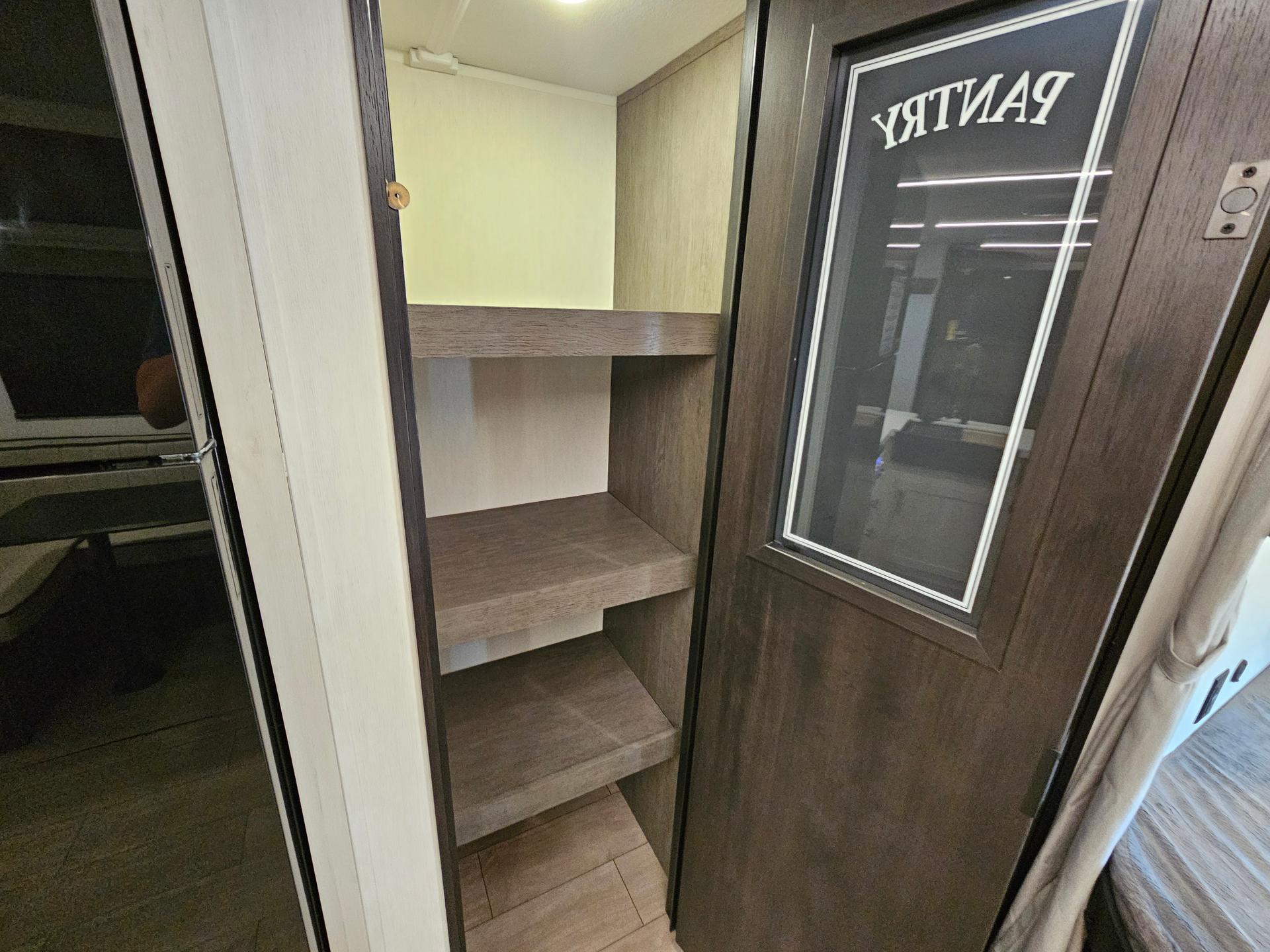 2026 Forest River 2026 Forest River Cherokee Alpha Wolf - thumbnail 14