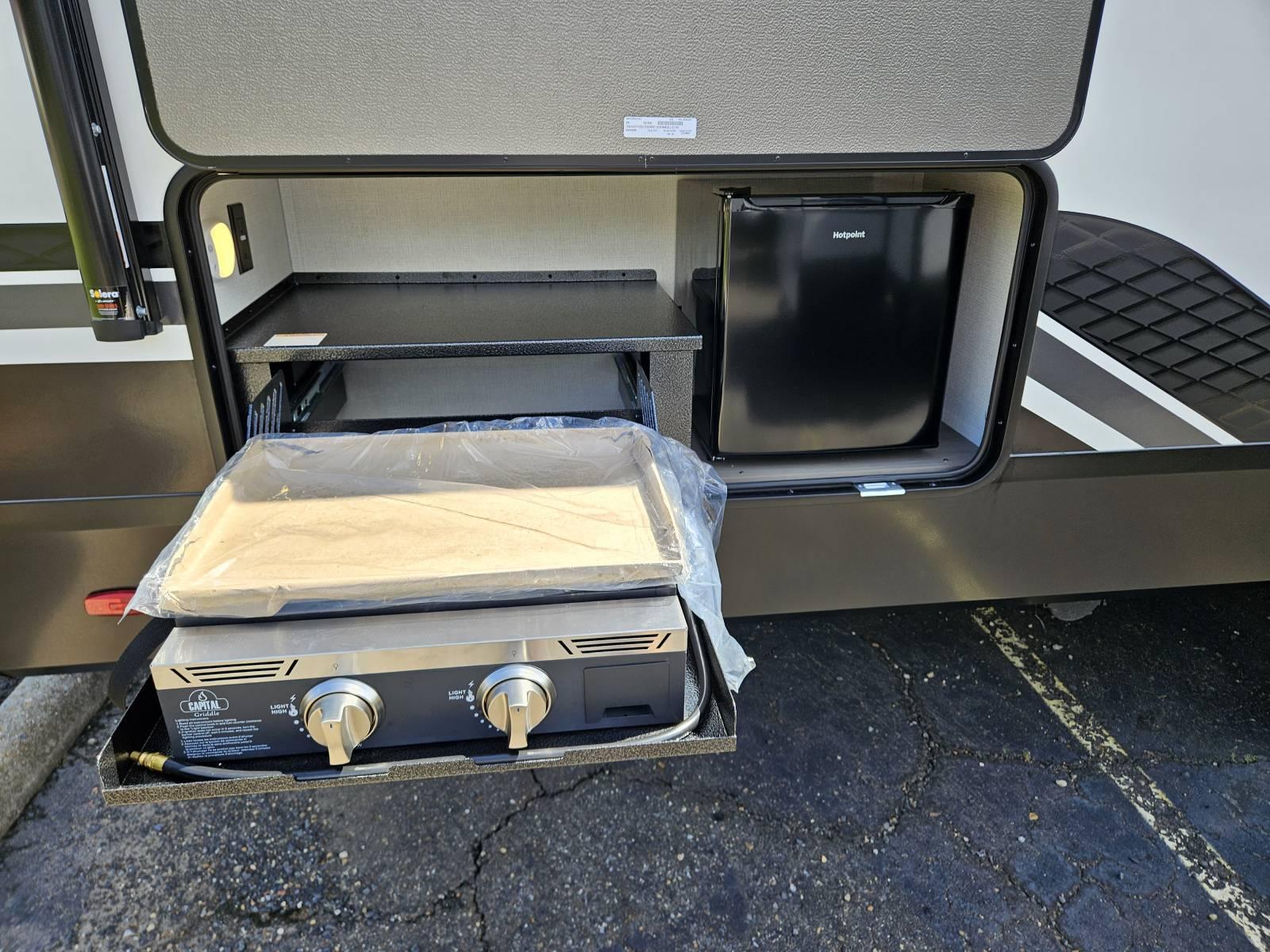 2026 Grand Design 2026 Grand Design Reflection 150 Series - thumbnail 22