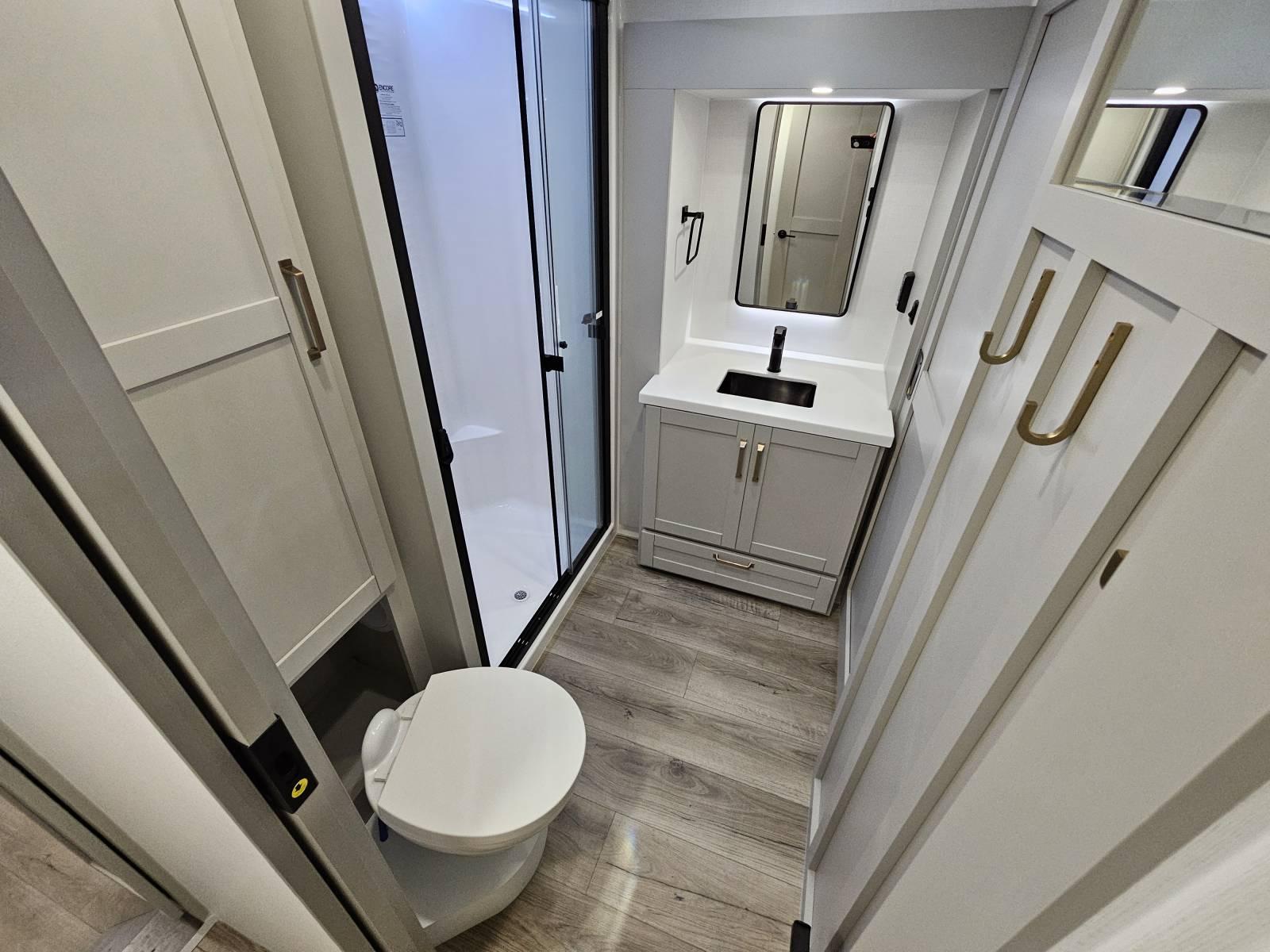 2026 Brinkley 2026 Brinkley Model Z - thumbnail 17