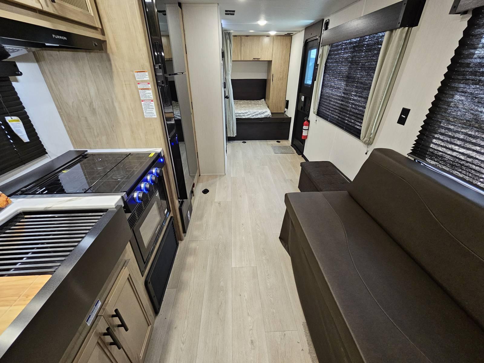 2026 Forest River 2026 Forest River Cherokee Grey Wolf - thumbnail 5