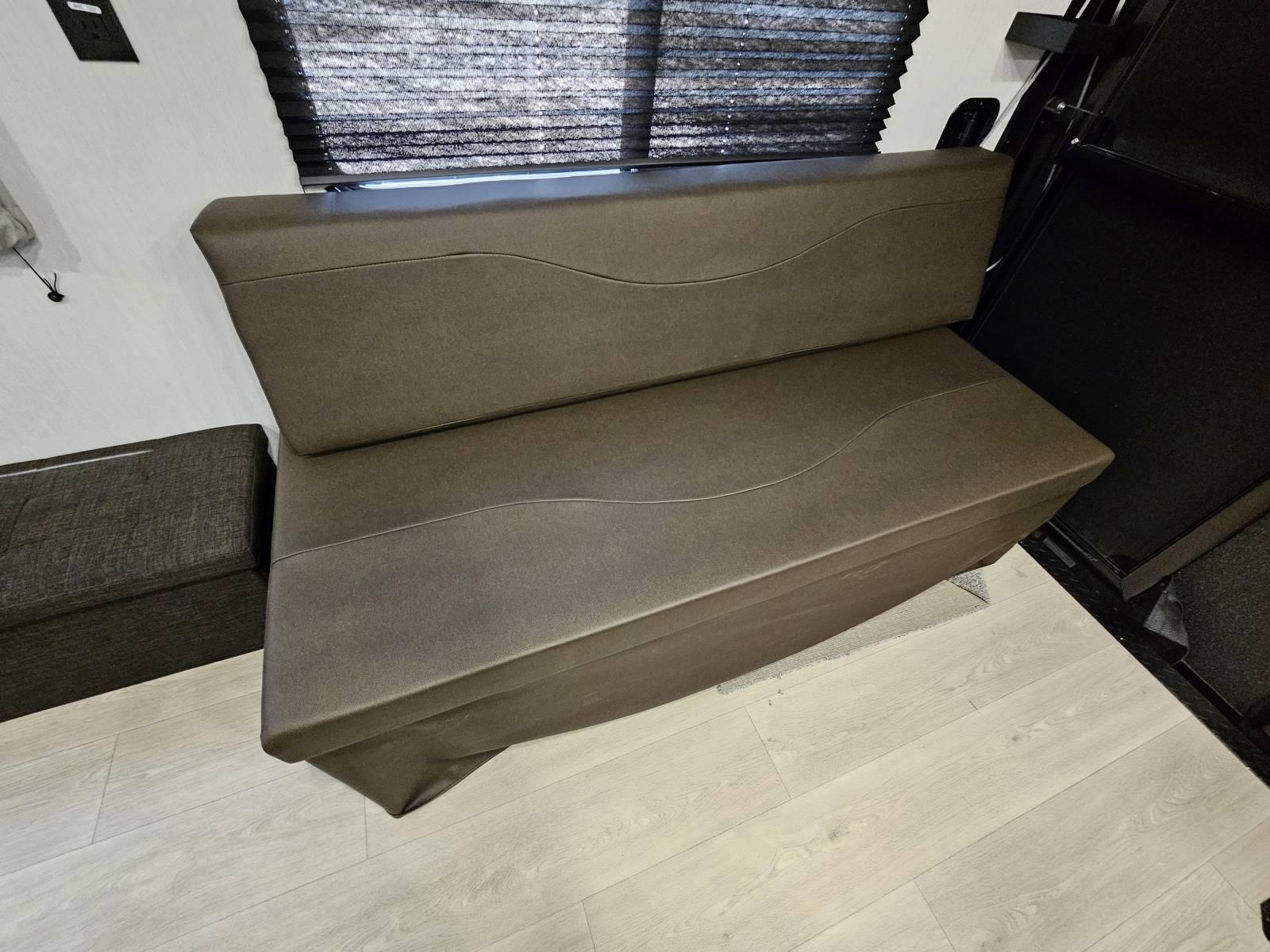 2026 Forest River 2026 Forest River Cherokee Grey Wolf - thumbnail 6