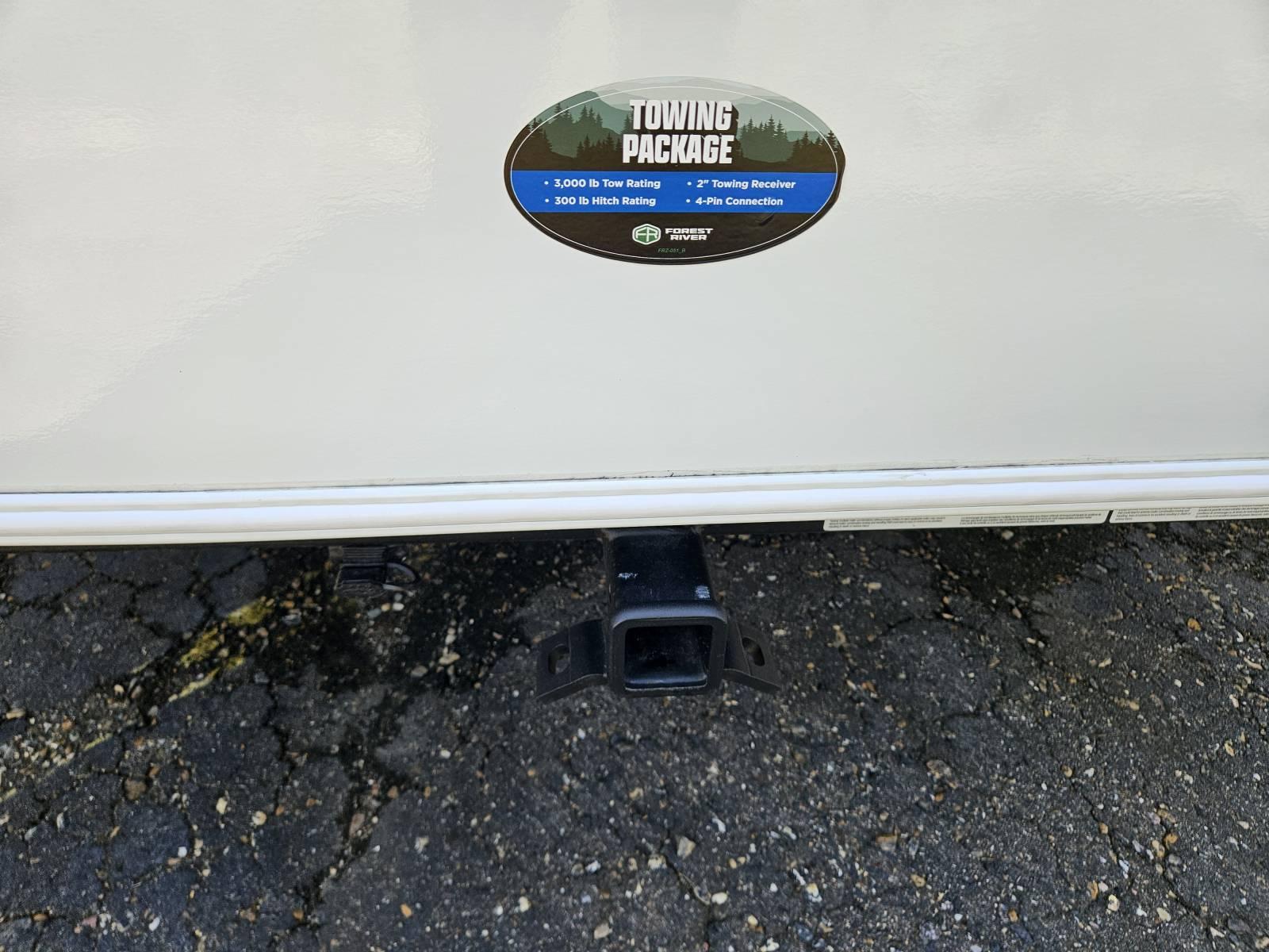 2026 Forest River 2026 Forest River Cherokee Arctic Wolf Suite - thumbnail 32