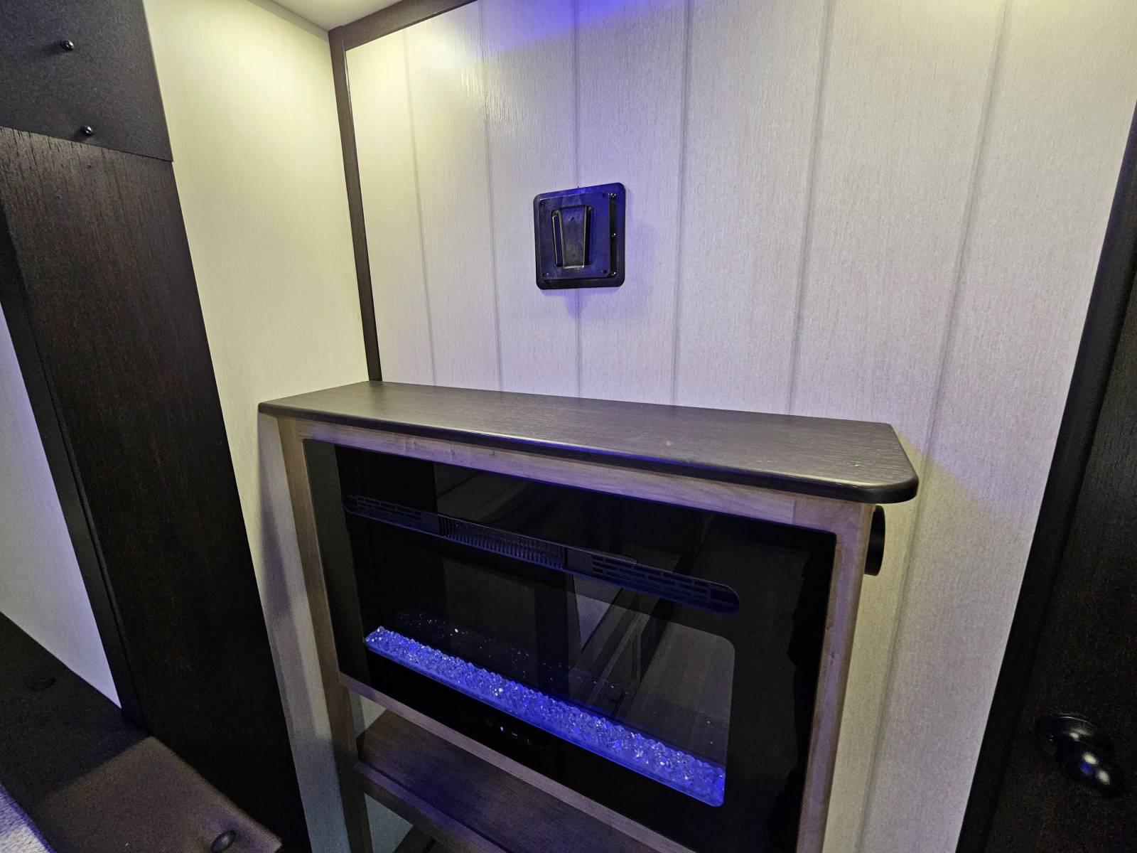 2026 Forest River 2026 Forest River Cherokee Grey Wolf Black Label - thumbnail 7