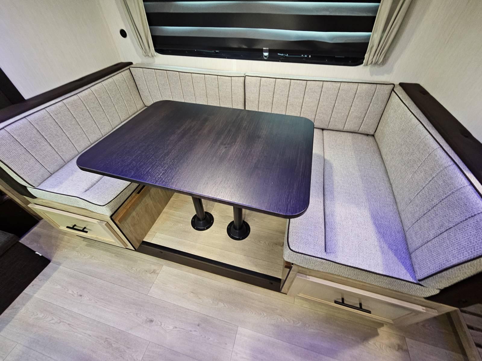 2026 Forest River 2026 Forest River Cherokee Grey Wolf Black Label - thumbnail 12