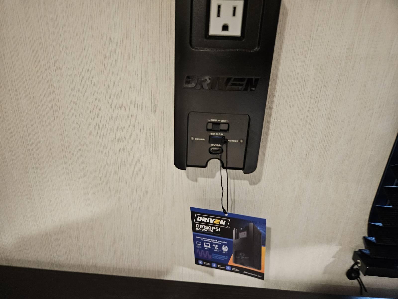 2026 Forest River 2026 Forest River Cherokee Grey Wolf Black Label - thumbnail 14