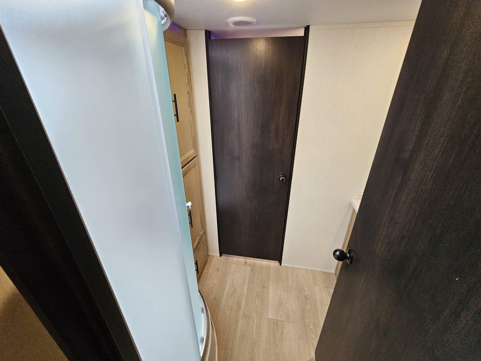 2026 Forest River 2026 Forest River Cherokee Grey Wolf Black Label - thumbnail 15