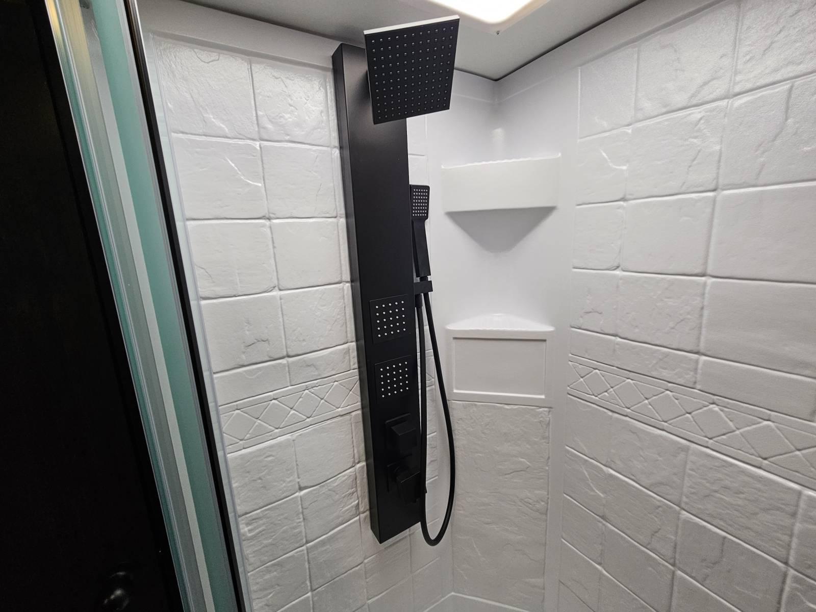 2026 Forest River 2026 Forest River Cherokee Grey Wolf Black Label - thumbnail 19