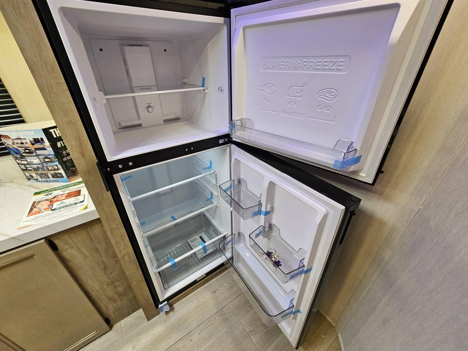 2026 Forest River 2026 Forest River Cherokee Wolf Den - thumbnail 11