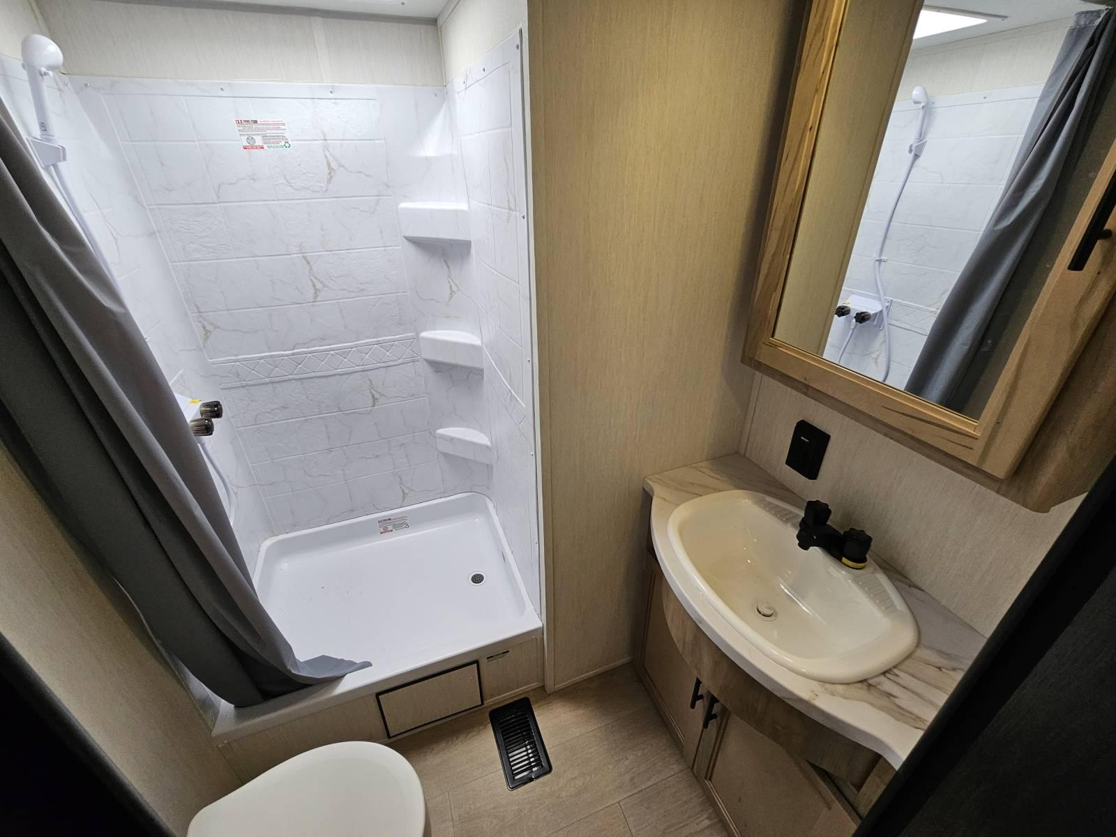 2026 Forest River 2026 Forest River Cherokee Wolf Den - thumbnail 21