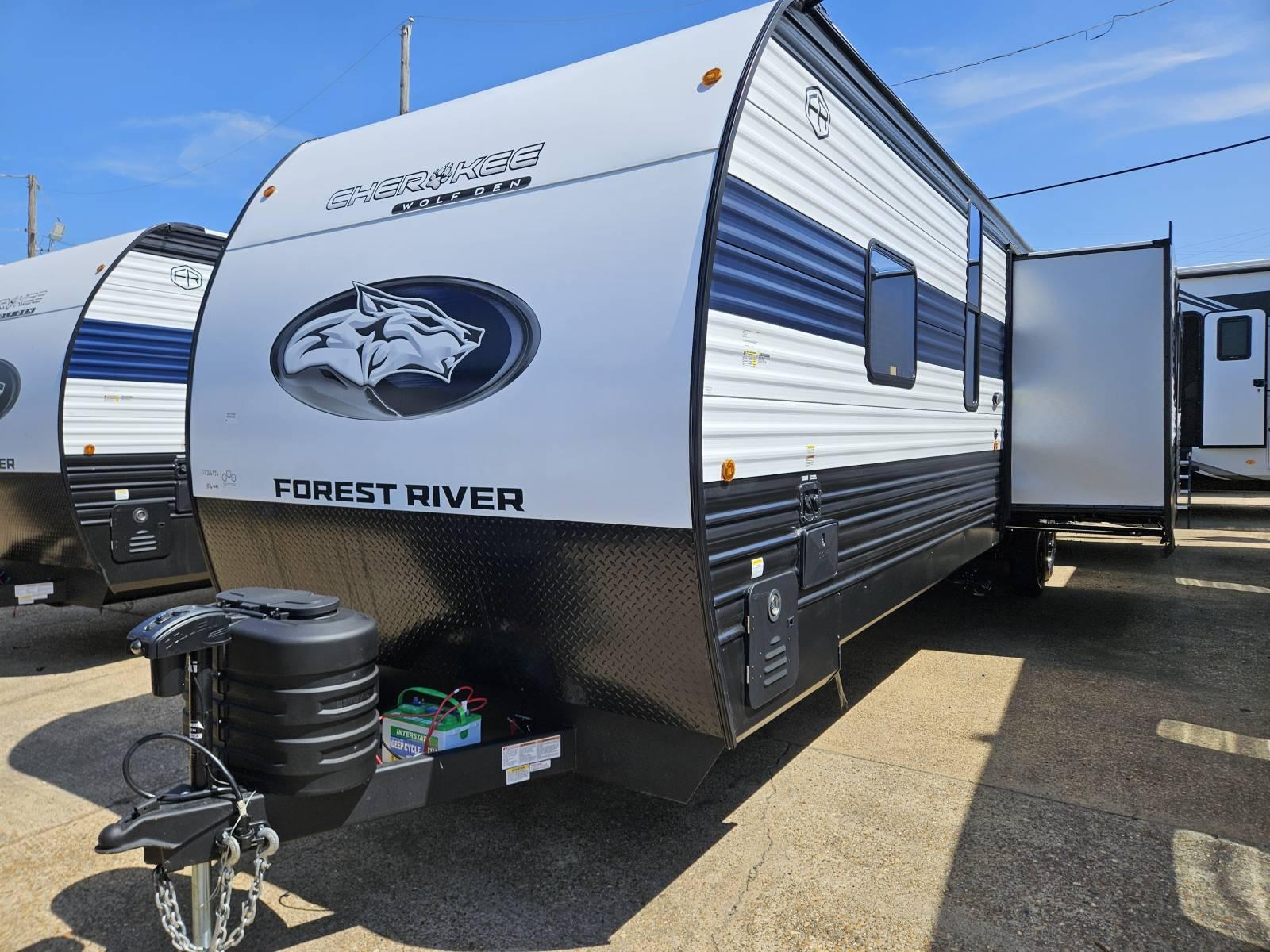 2026 Forest River 2026 Forest River Cherokee Wolf Den - thumbnail 3