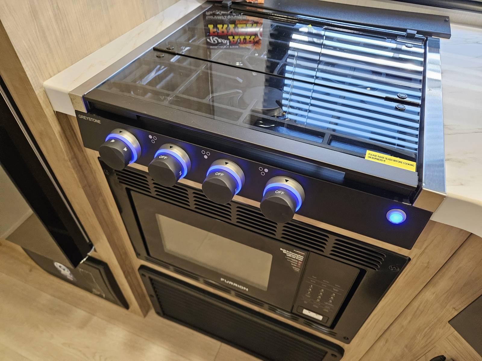 2026 Forest River 2026 Forest River Cherokee Wolf Den - thumbnail 13