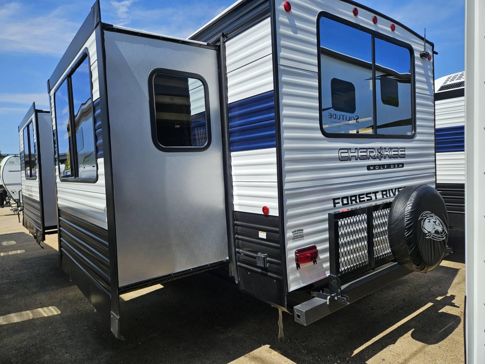 2026 Forest River 2026 Forest River Cherokee Wolf Den - thumbnail 36