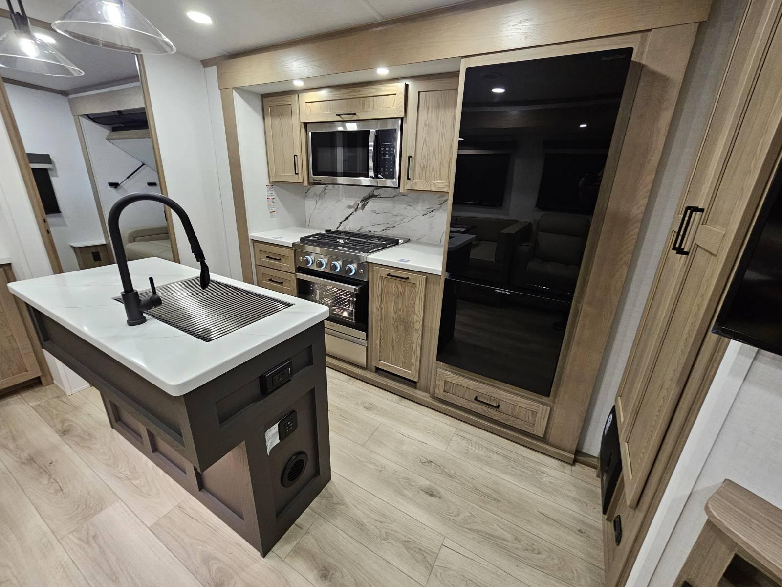 2026 Forest River 2026 Forest River Flagstaff Classic - thumbnail 8