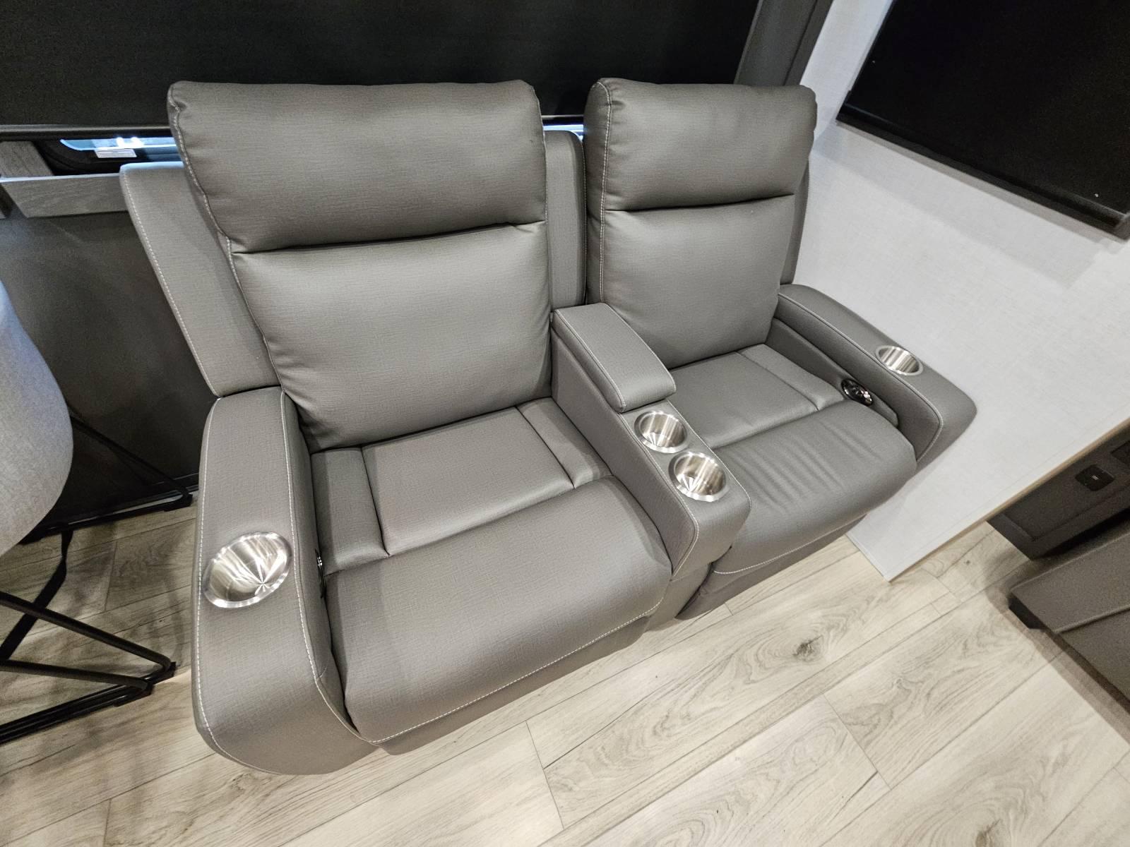 2026 Forest River 2026 Forest River Flagstaff Classic - thumbnail 7