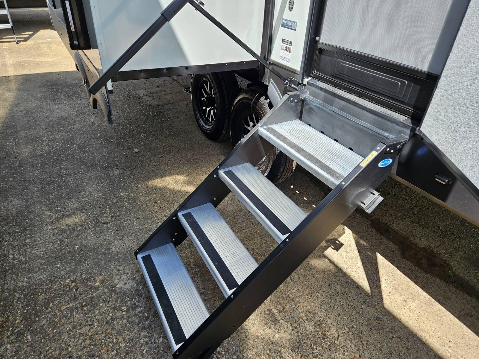 2026 Forest River 2026 Forest River Flagstaff Classic - thumbnail 28