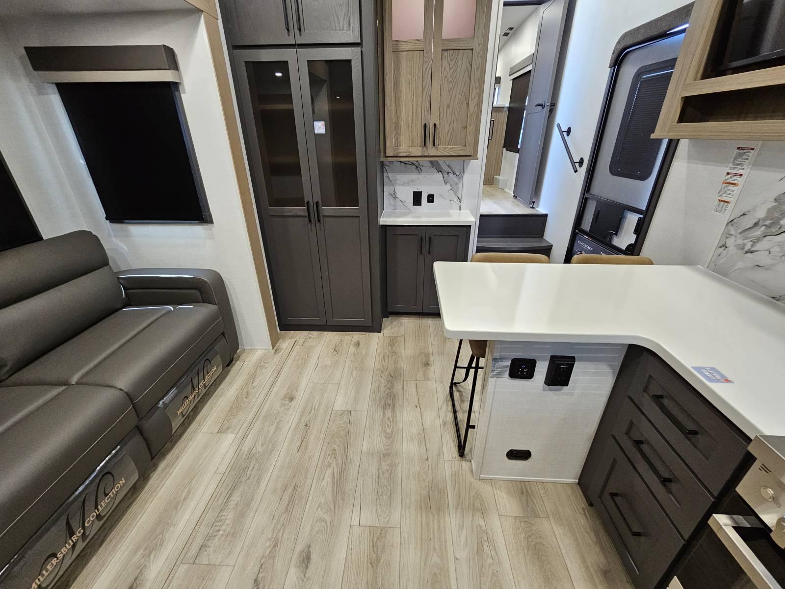 2026 Forest River 2026 Forest River Flagstaff Classic - thumbnail 5